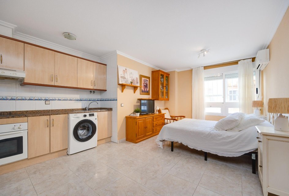 Revente - Appartement -
Torrevieja - Playa de los Naufragos