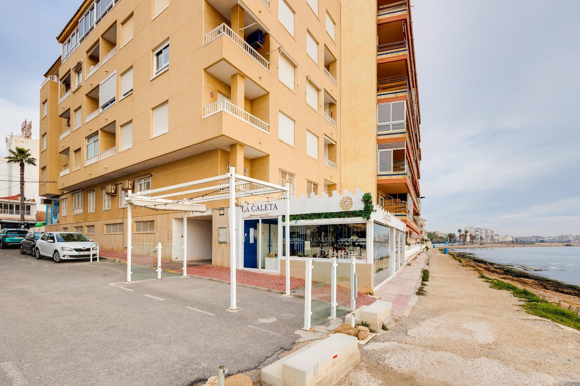 Revente - Appartement -
Torrevieja - Playa de los Naufragos