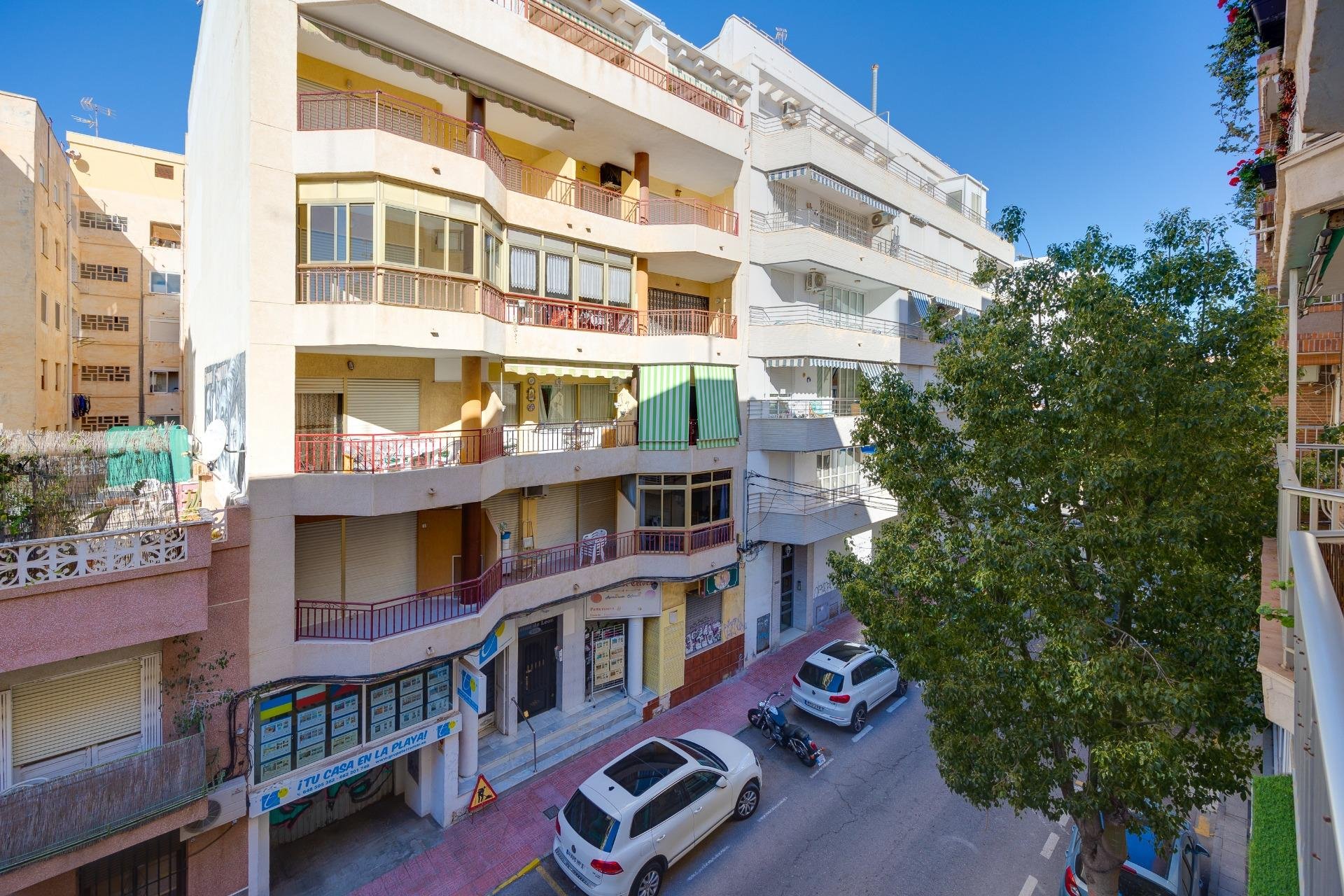 Revente - Appartement -
Torrevieja - Playa del Cura