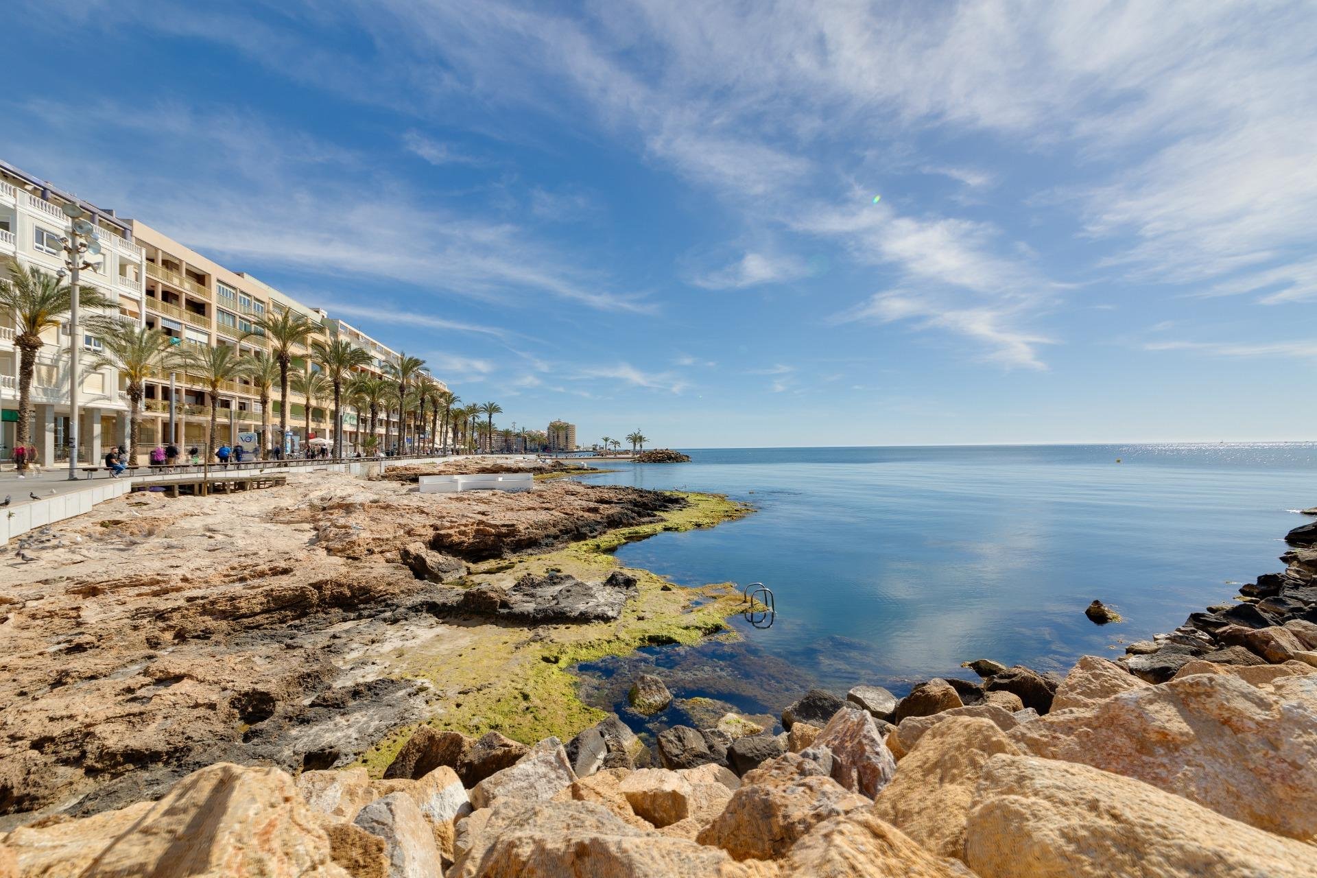 Revente - Appartement -
Torrevieja - Playa del Cura