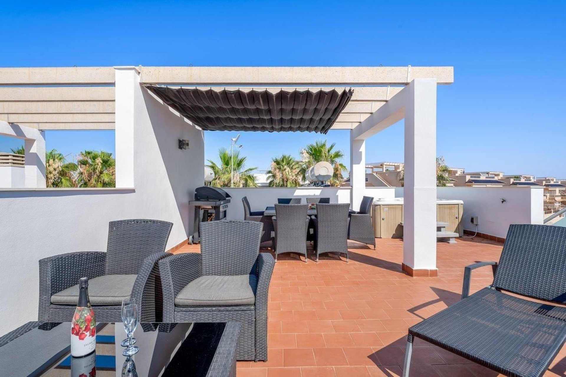 Revente - Appartement -
Torrevieja - Punta prima