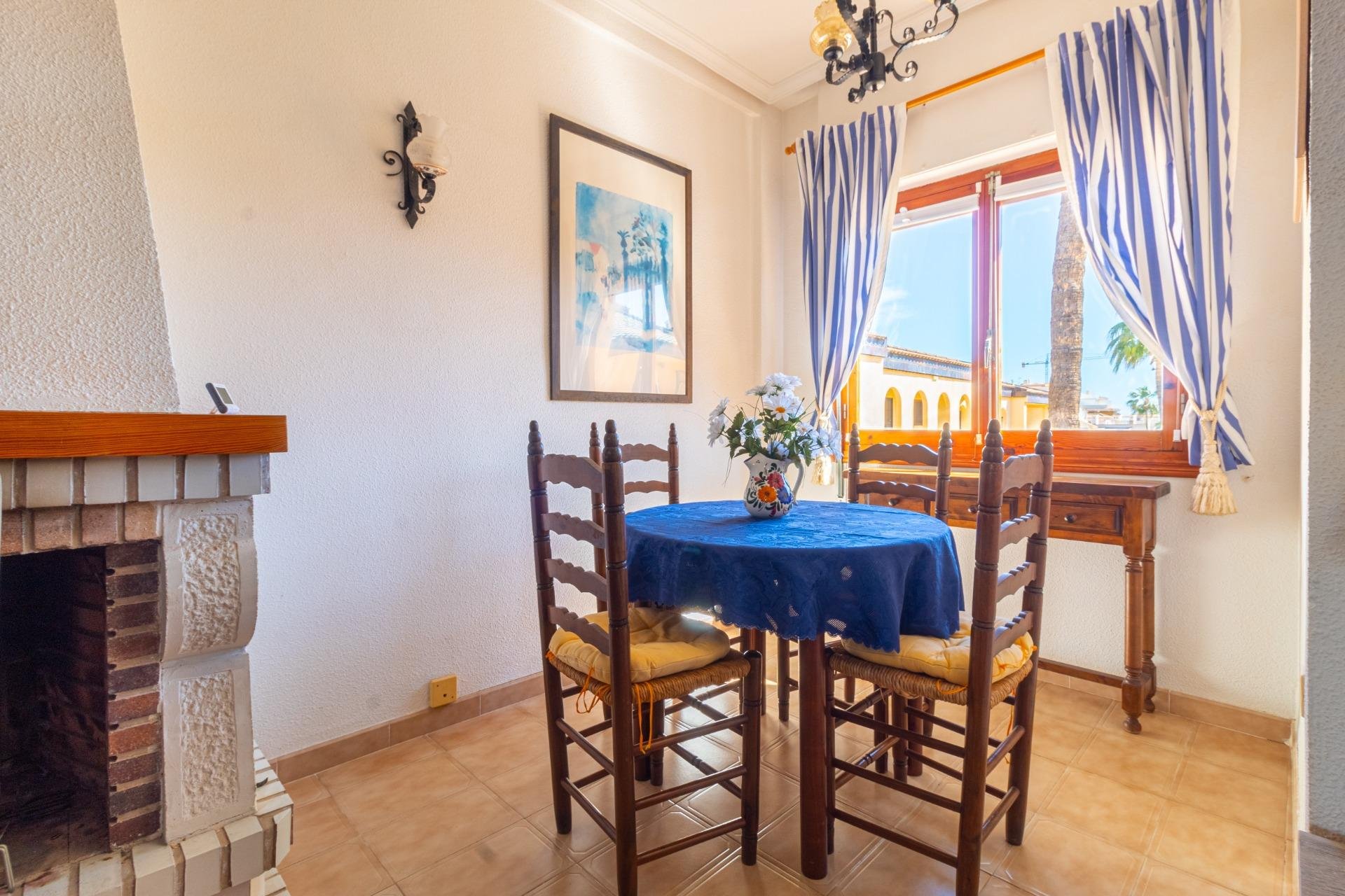 Revente - Appartement -
Torrevieja - Punta Prima