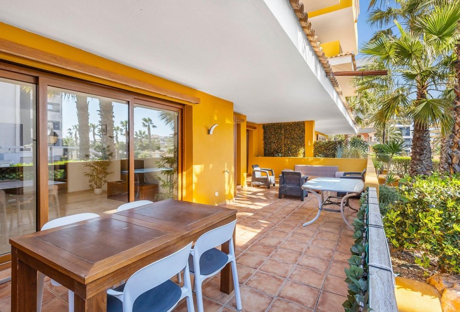 Revente - Appartement -
Torrevieja - Punta prima