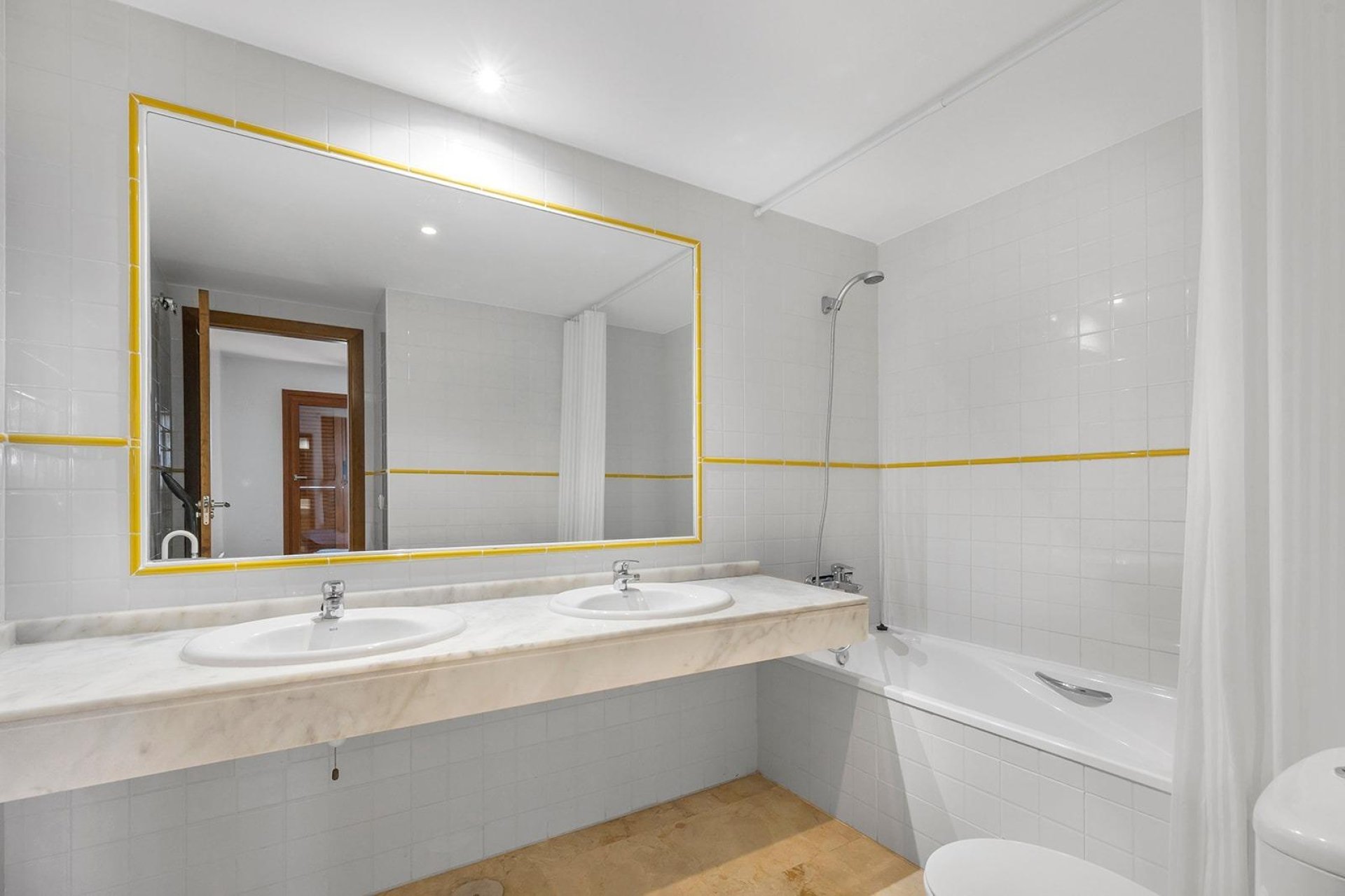 Revente - Appartement -
Torrevieja - Punta prima
