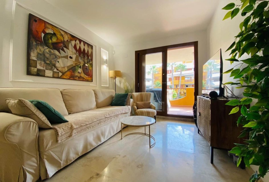 Revente - Appartement -
Torrevieja - Punta prima