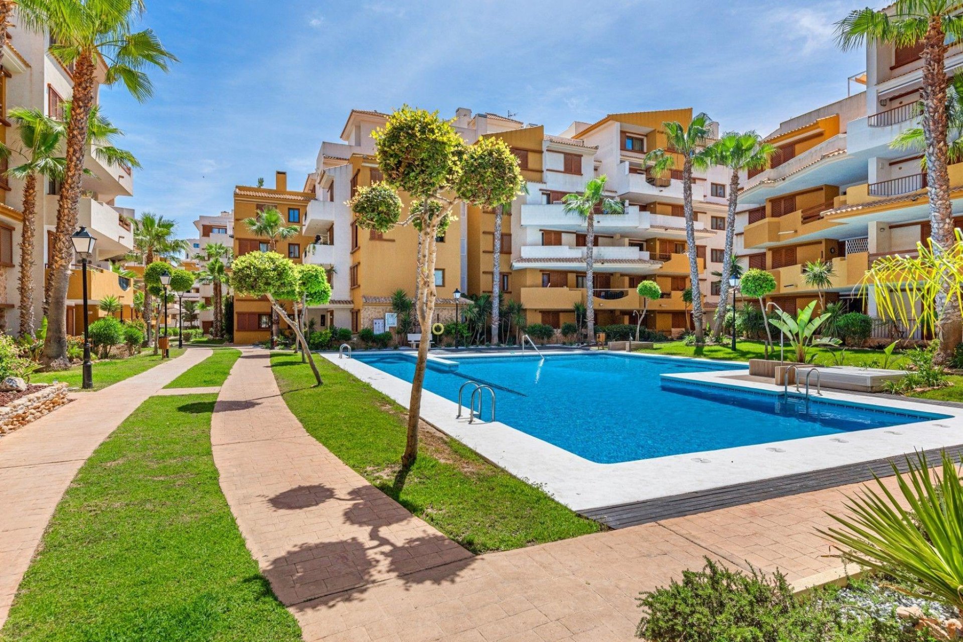 Revente - Appartement -
Torrevieja - Punta prima