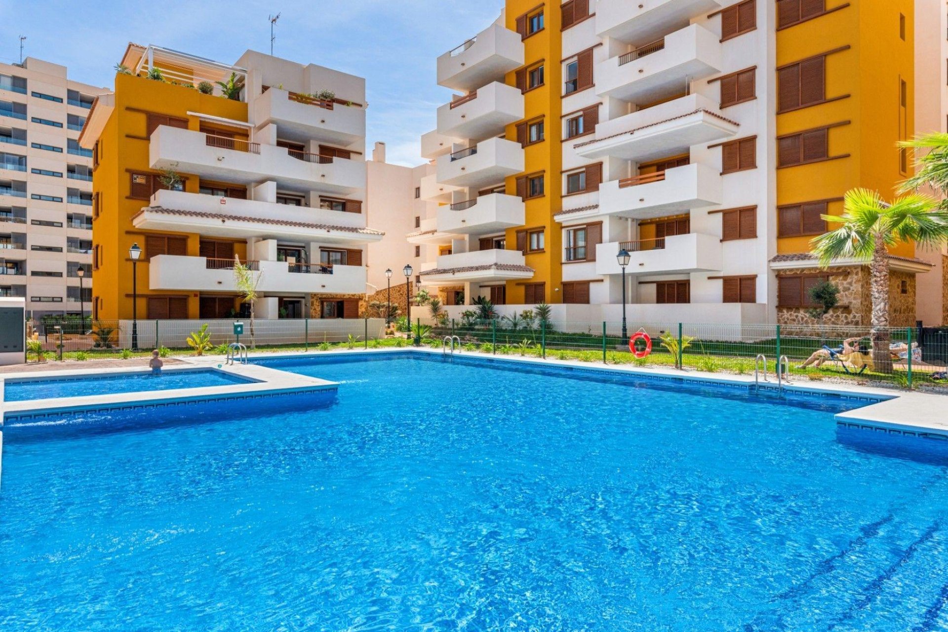 Revente - Appartement -
Torrevieja - Punta prima