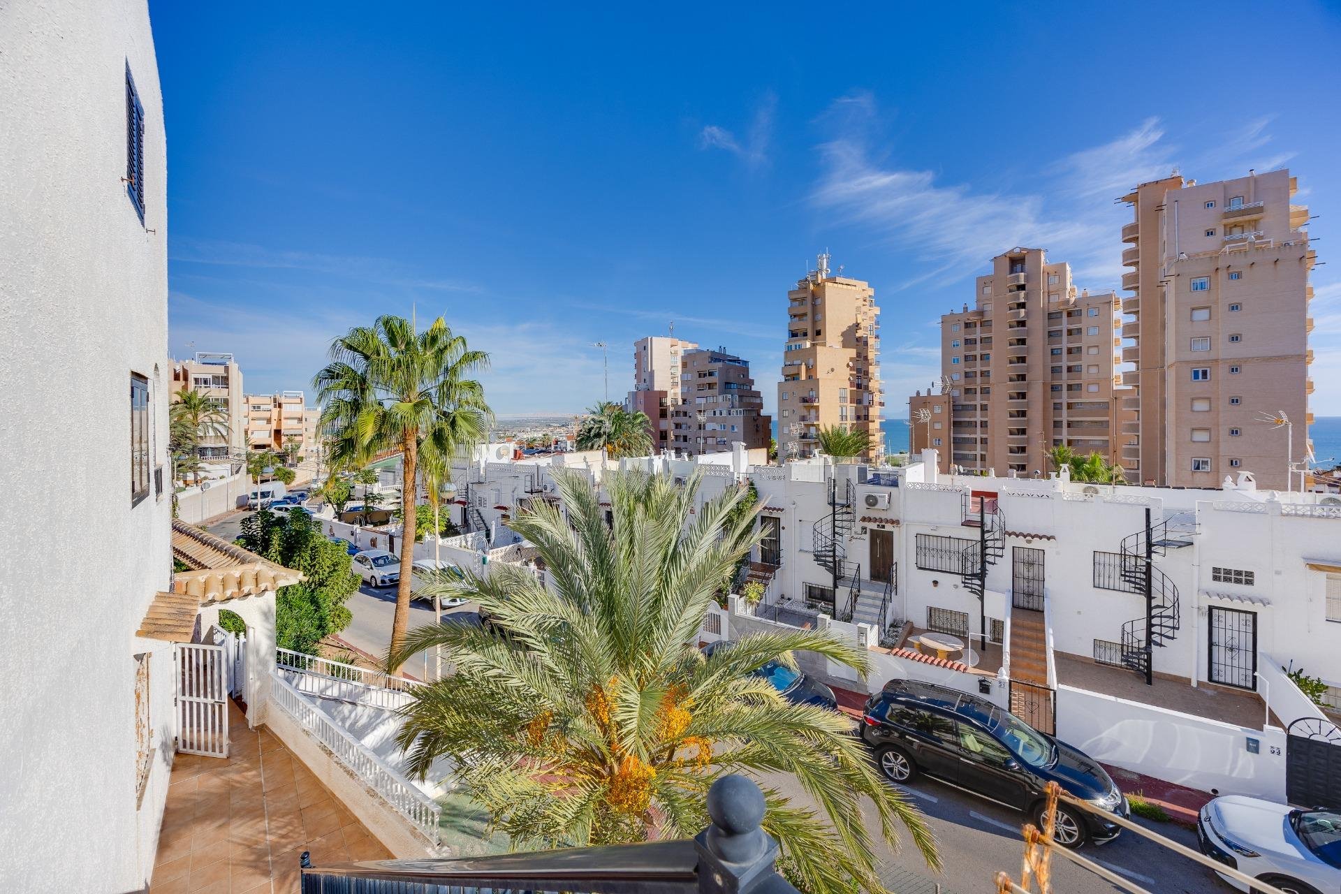 Revente - Appartement -
Torrevieja - Sector 25