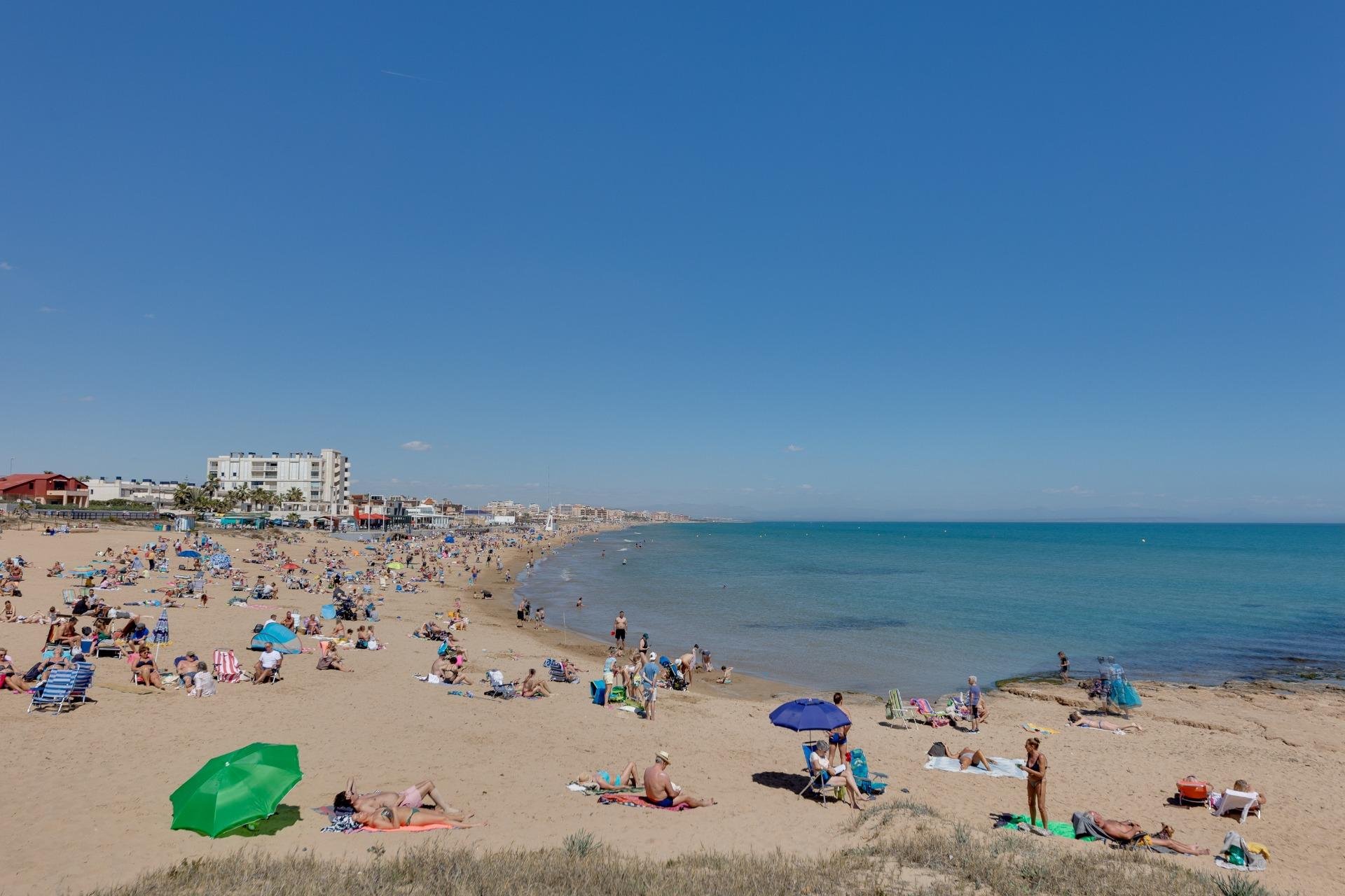 Revente - Appartement -
Torrevieja - Sector 25