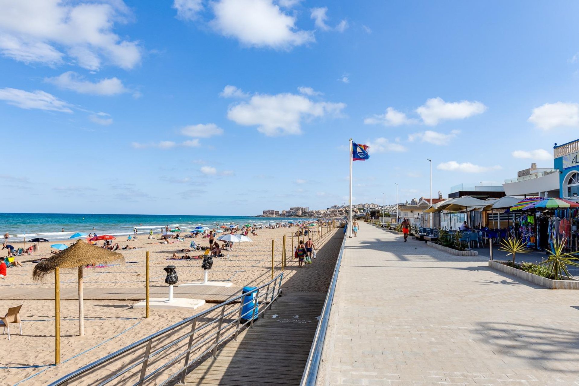 Revente - Appartement -
Torrevieja - Sector 25