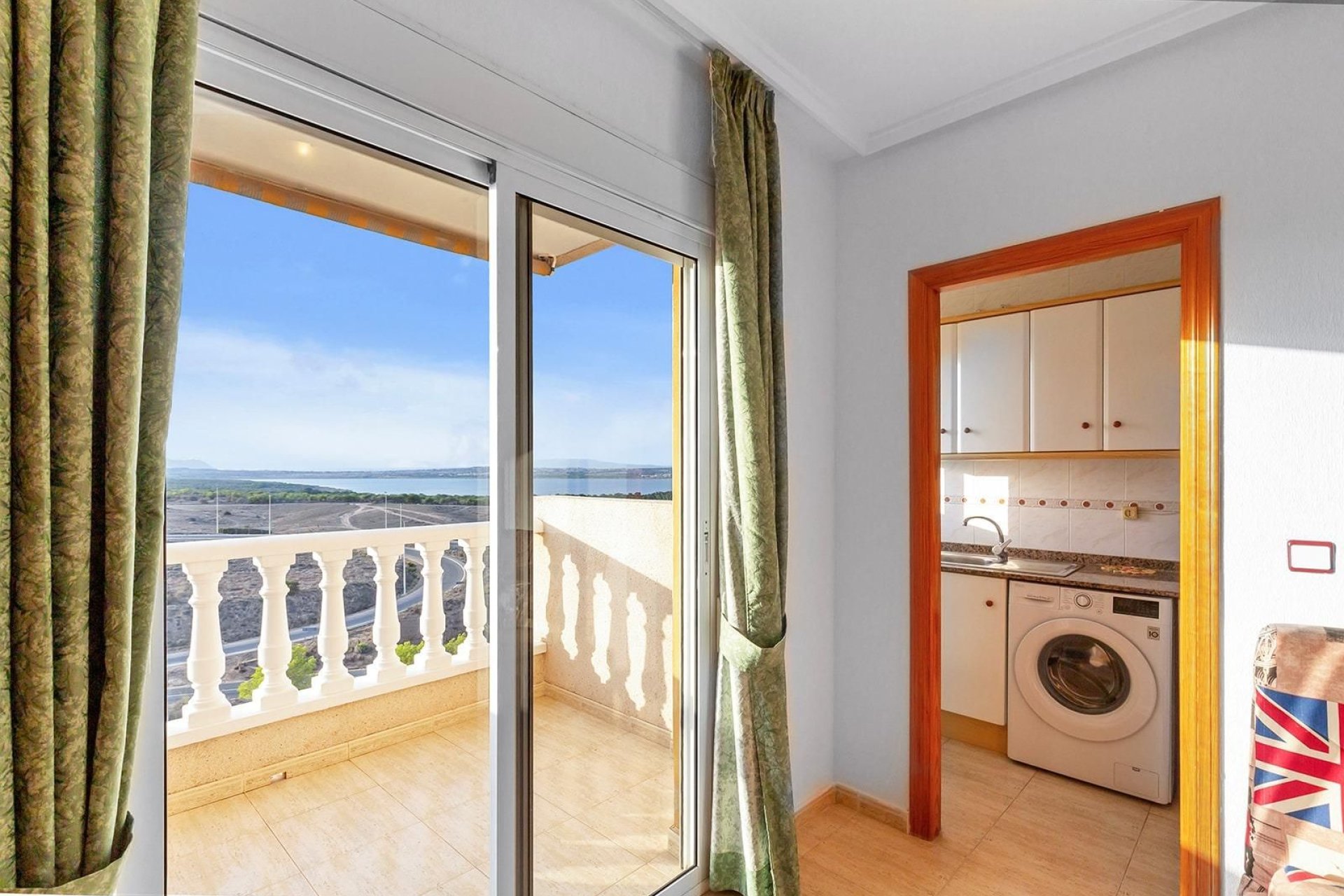 Revente - Appartement -
Torrevieja - Torreblanca