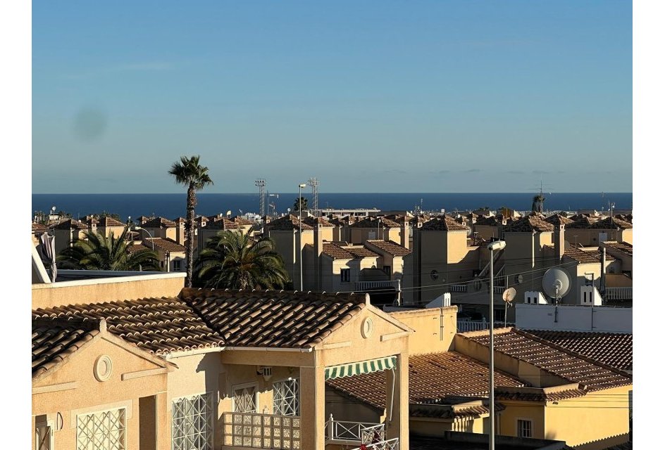 Revente - Attique -
Orihuela Costa - Los Almendros-La Florida