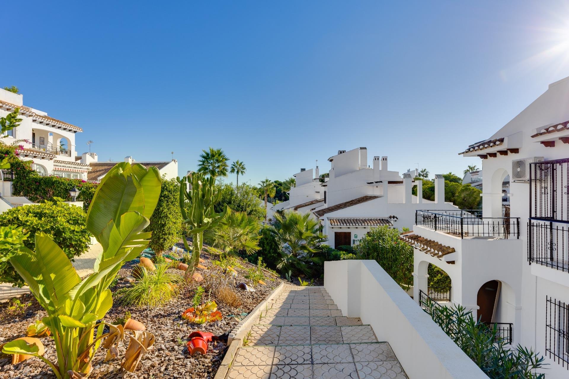 Revente - Attique -
Orihuela Costa - Villamartín-Las Filipinas