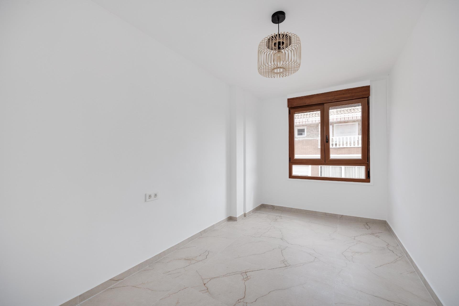 Revente - Attique -
Torrevieja - Acequion