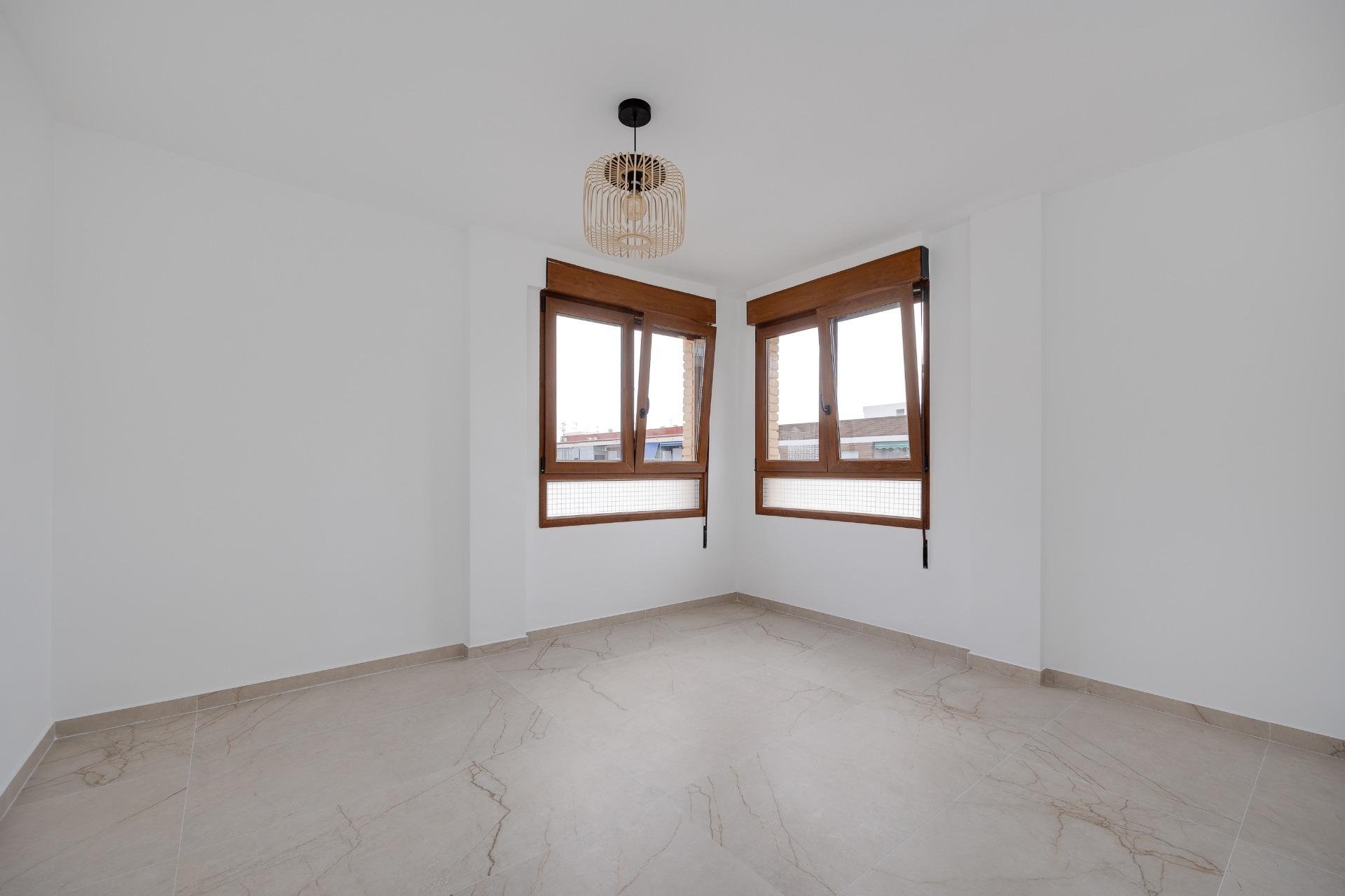 Revente - Attique -
Torrevieja - Acequion