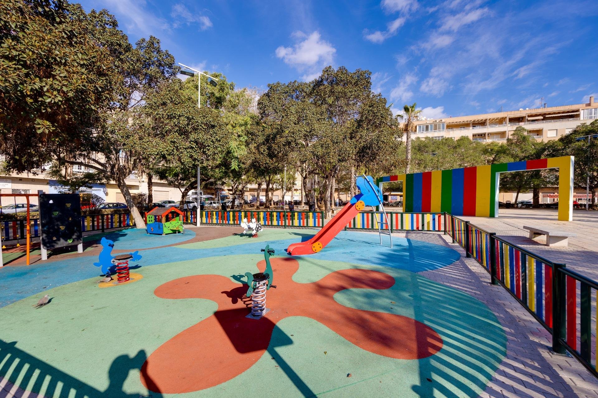 Revente - Attique -
Torrevieja - Calas blanca