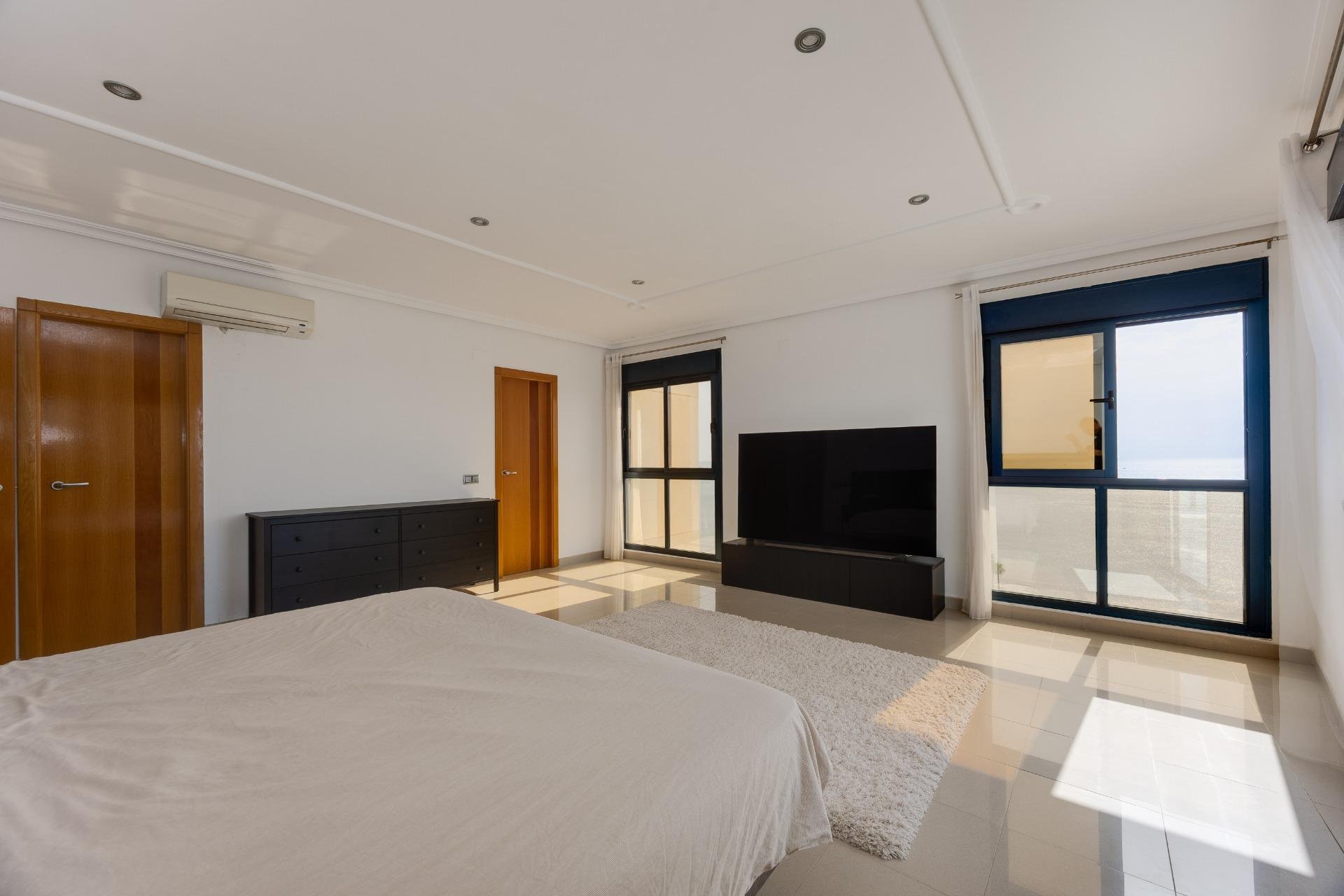 Revente - Attique -
Torrevieja - La Veleta