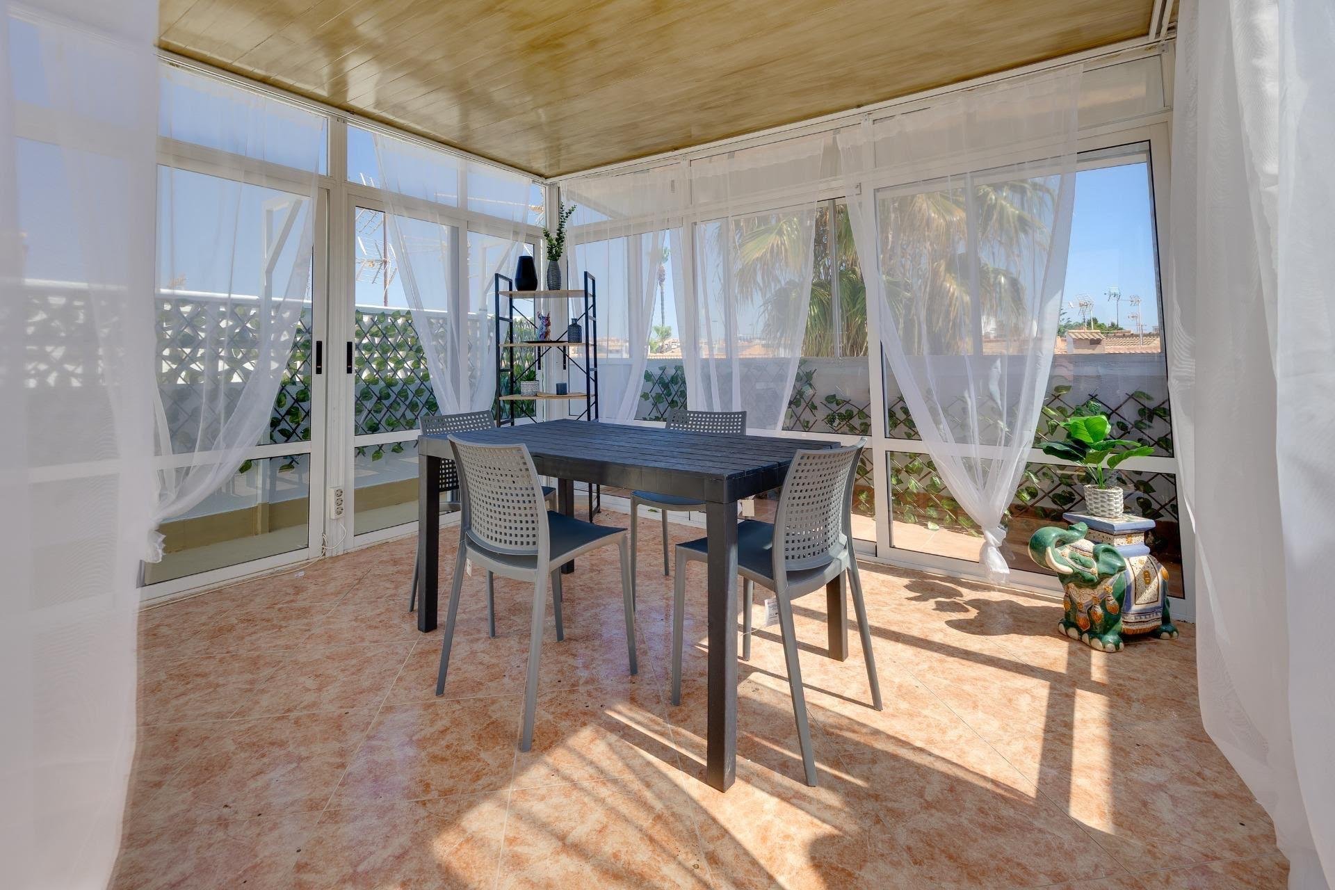 Revente - Attique -
Torrevieja - Los Frutales