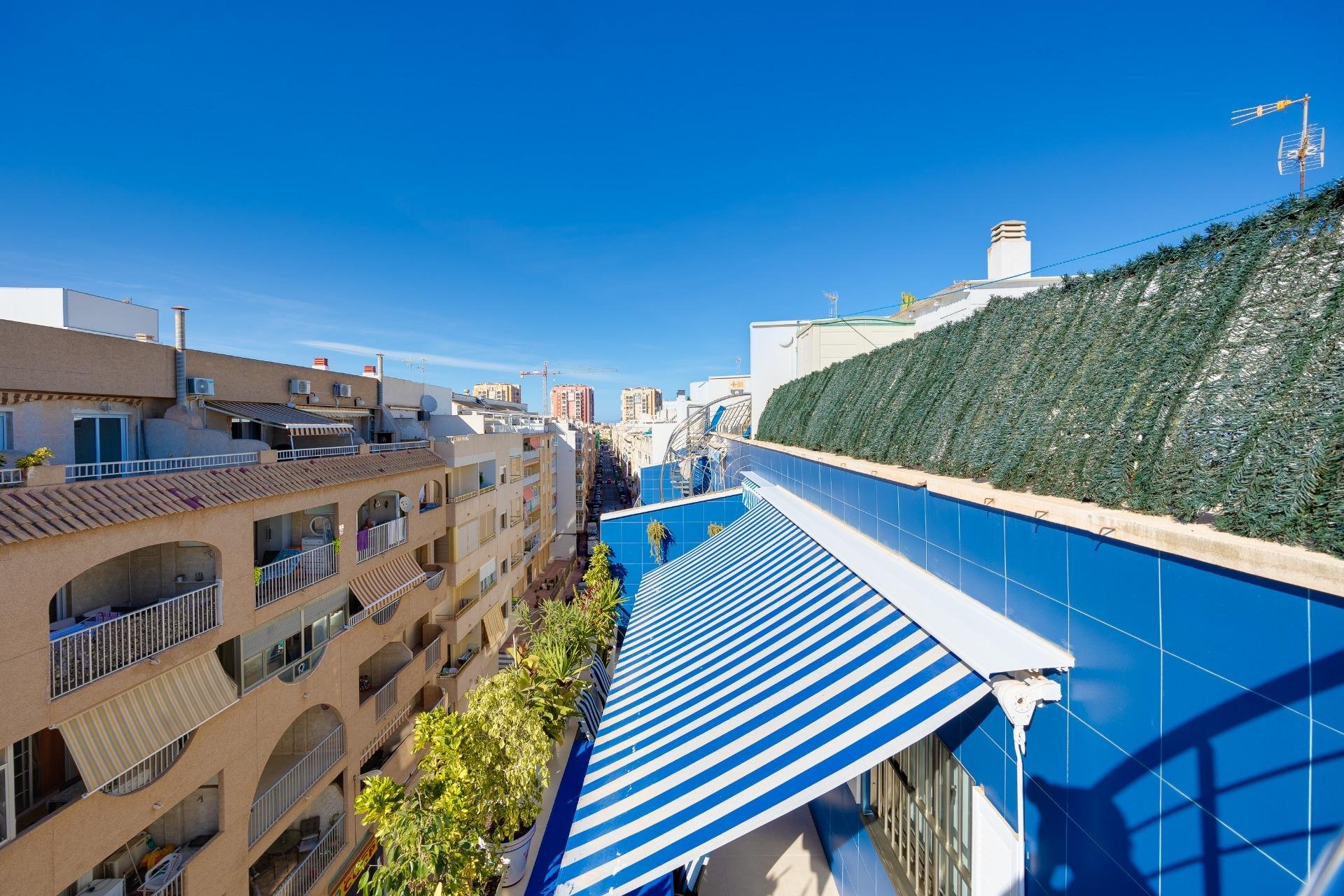 Revente - Attique -
Torrevieja - Playa de los Locos
