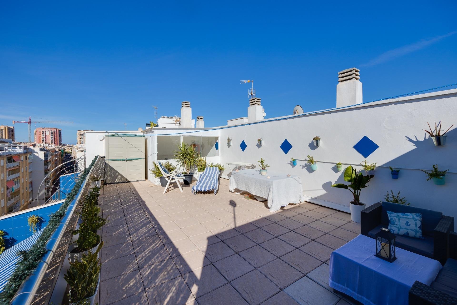 Revente - Attique -
Torrevieja - Playa de los Locos