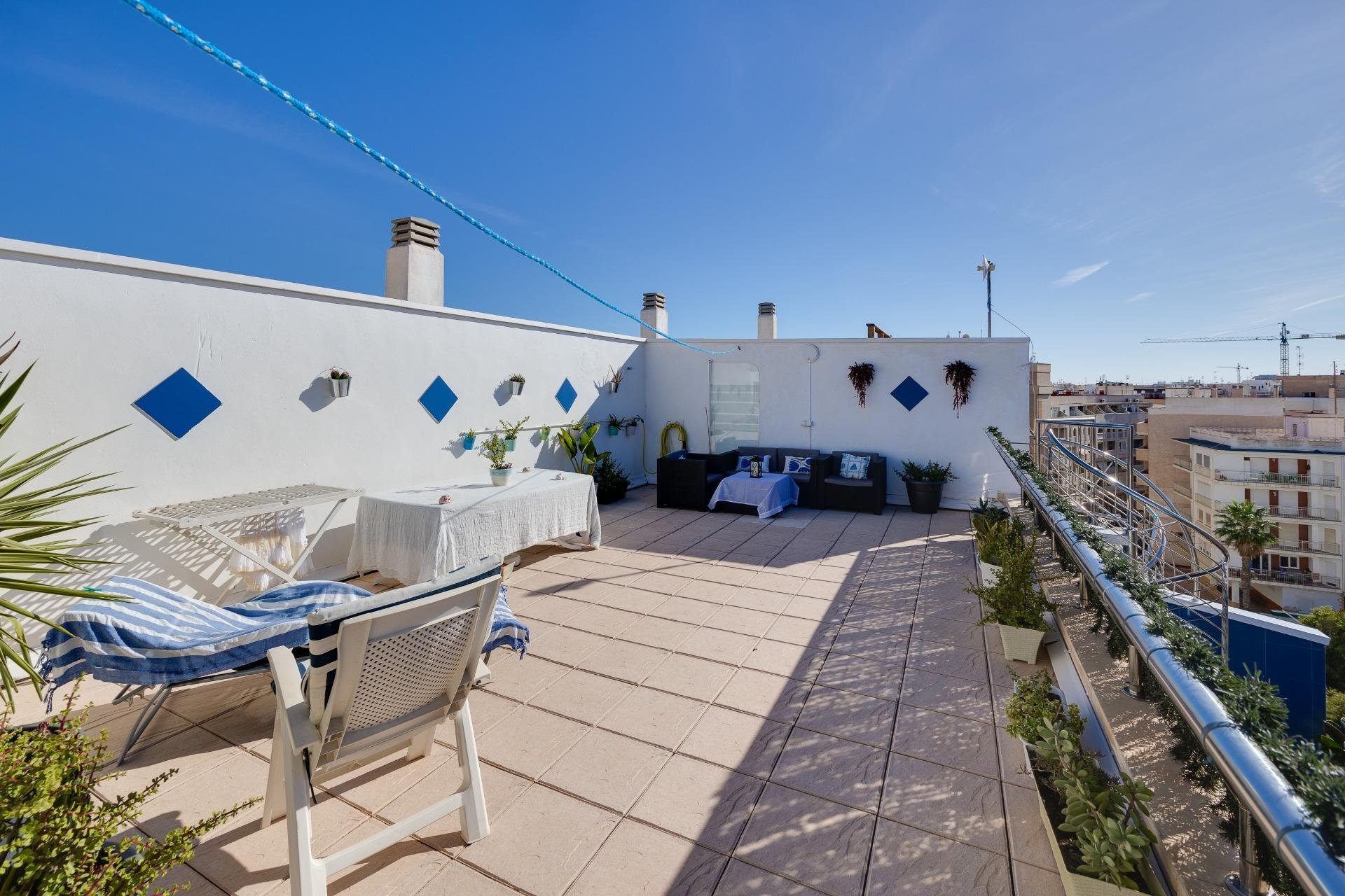 Revente - Attique -
Torrevieja - Playa de los Locos