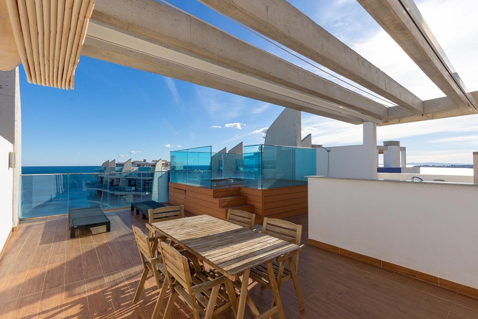 Revente - Attique -
Torrevieja - Punta prima