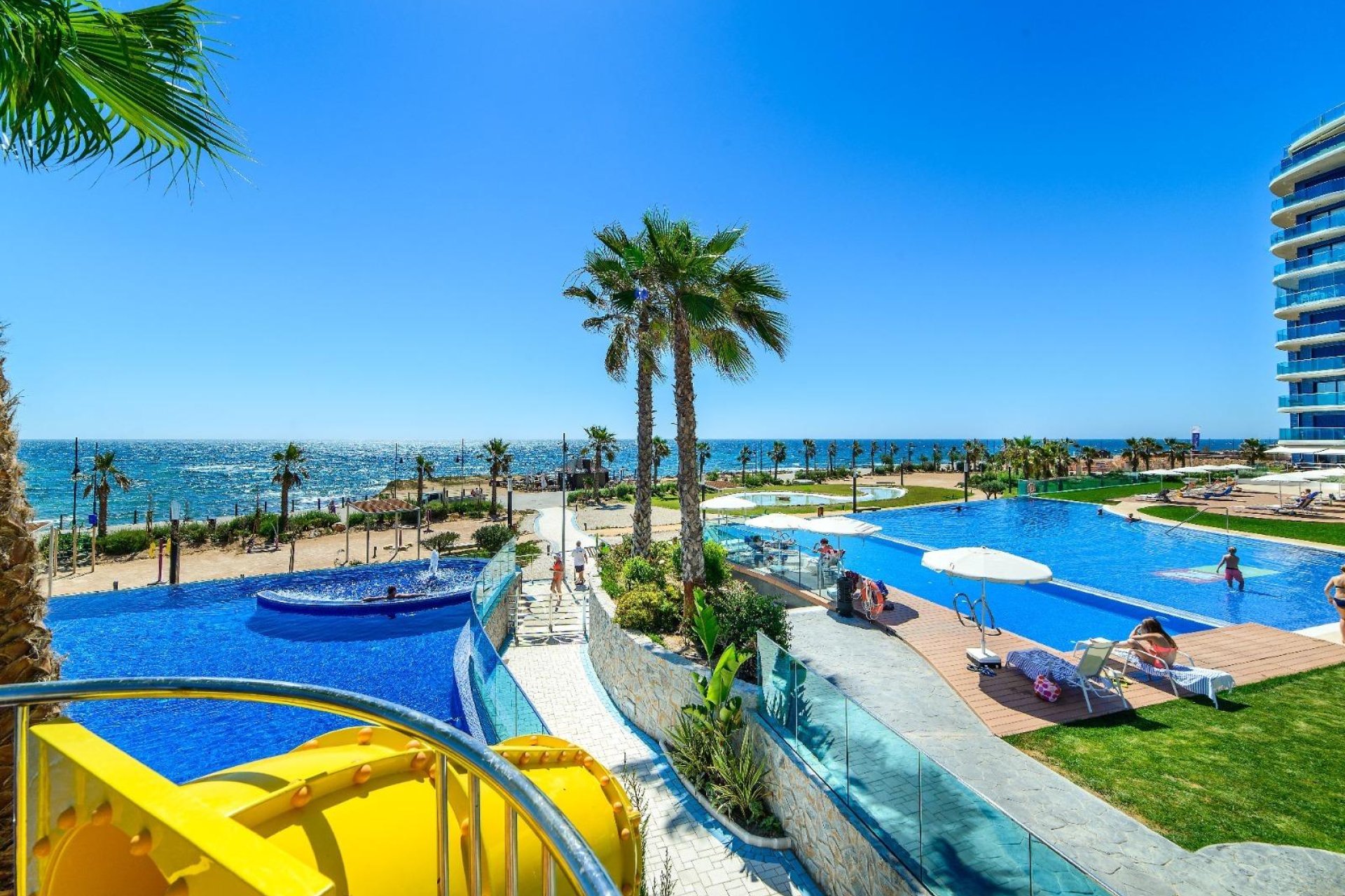 Revente - Attique -
Torrevieja - Punta prima
