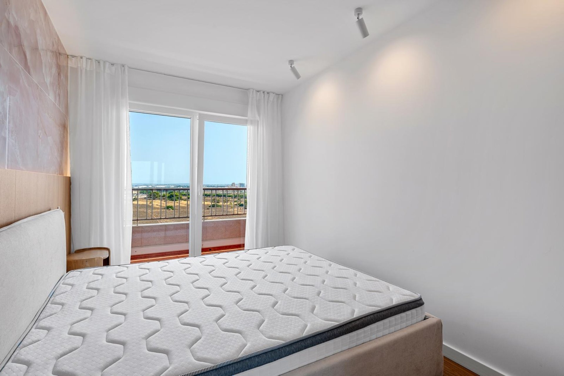 Revente - Attique -
Torrevieja - Punta Prima