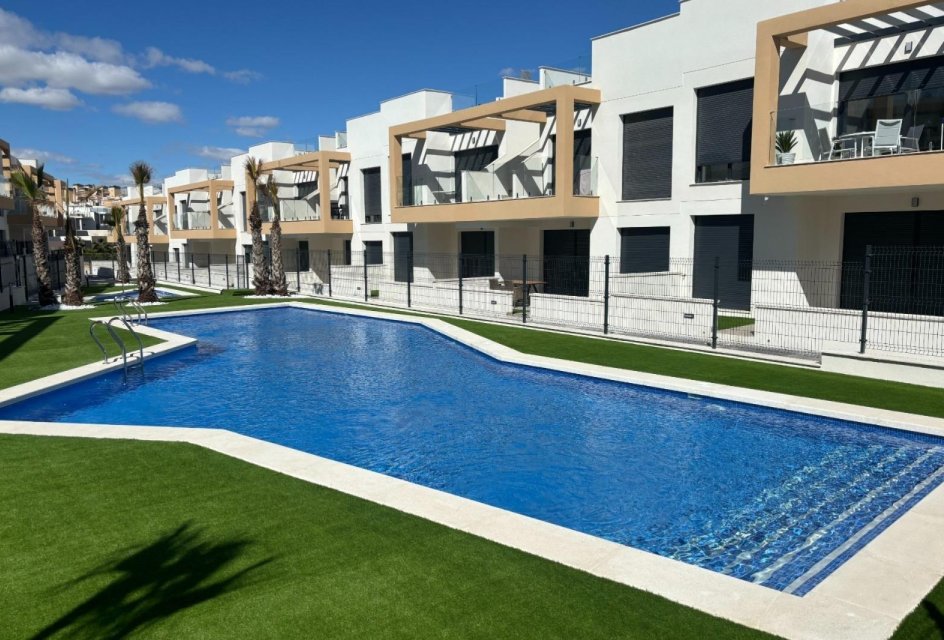 Revente - Buhardilla -
Orihuela Costa - Los Dolses