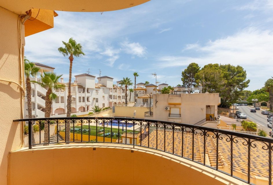 Revente - Buhardilla -
Orihuela Costa - Villamartín