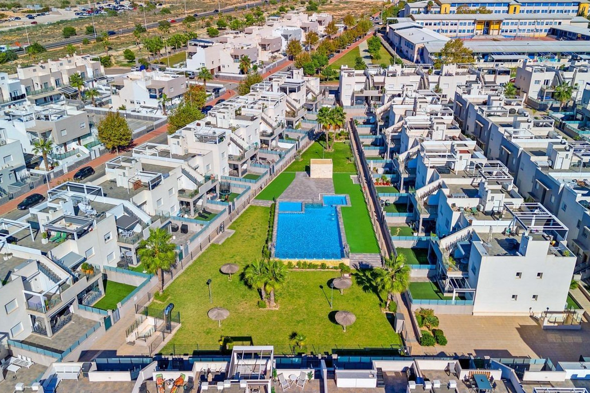 Revente - Buhardilla -
Torrevieja - Aguas nuevas 2