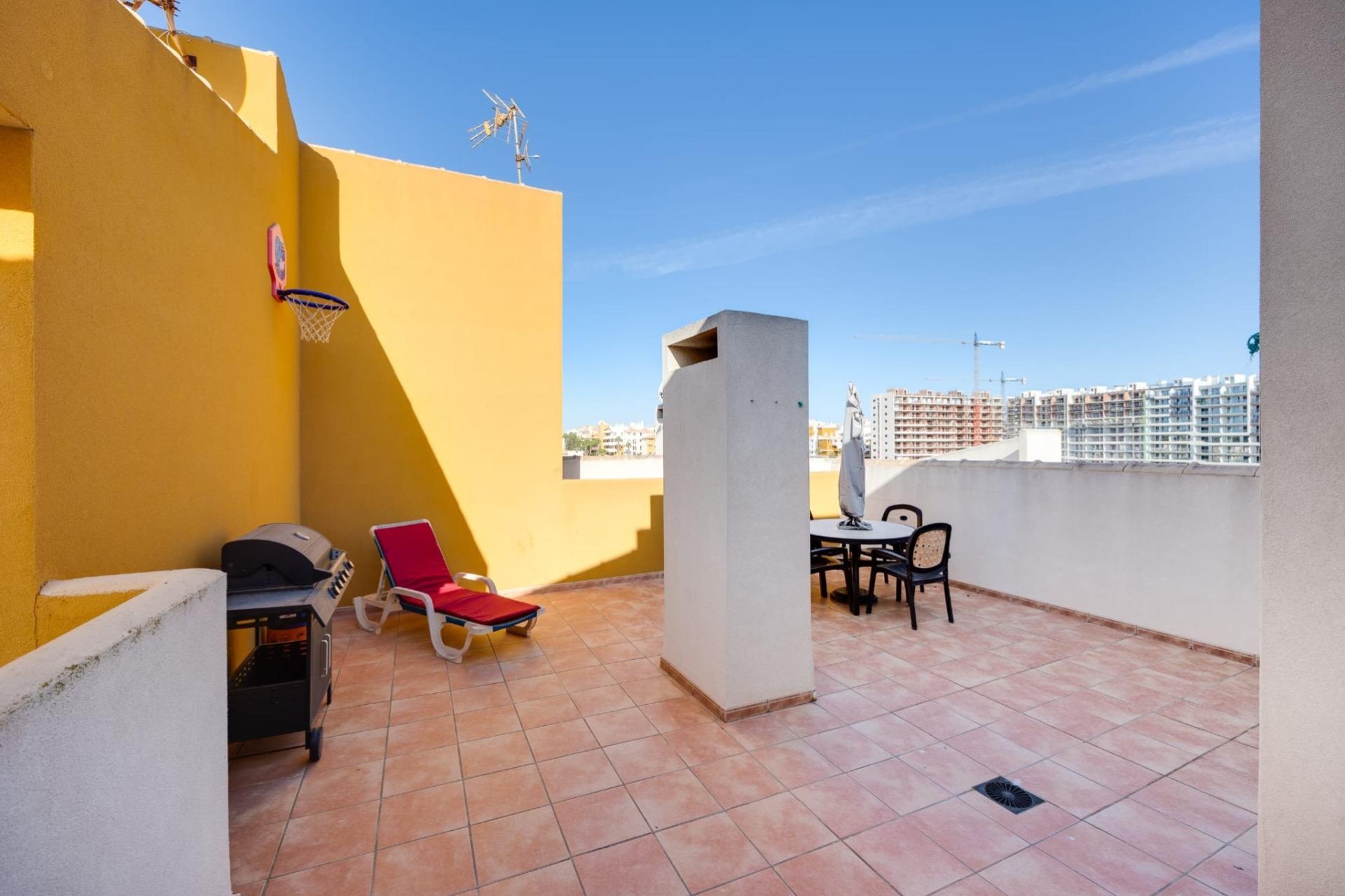 Revente - Buhardilla -
Torrevieja - Punta prima