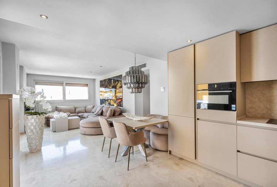 Revente - Buhardilla -
Torrevieja - Punta prima