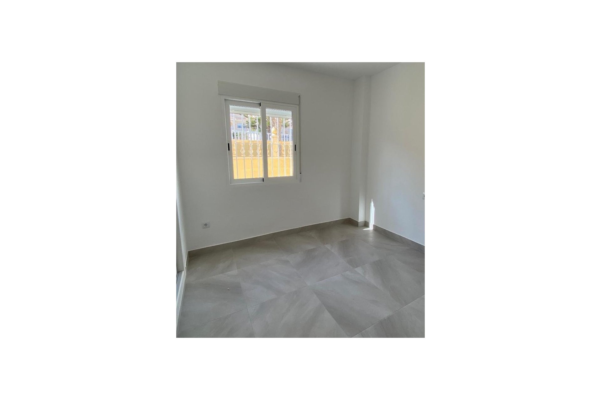 Revente - Bungalow -
Orihuela Costa - Las Filipinas