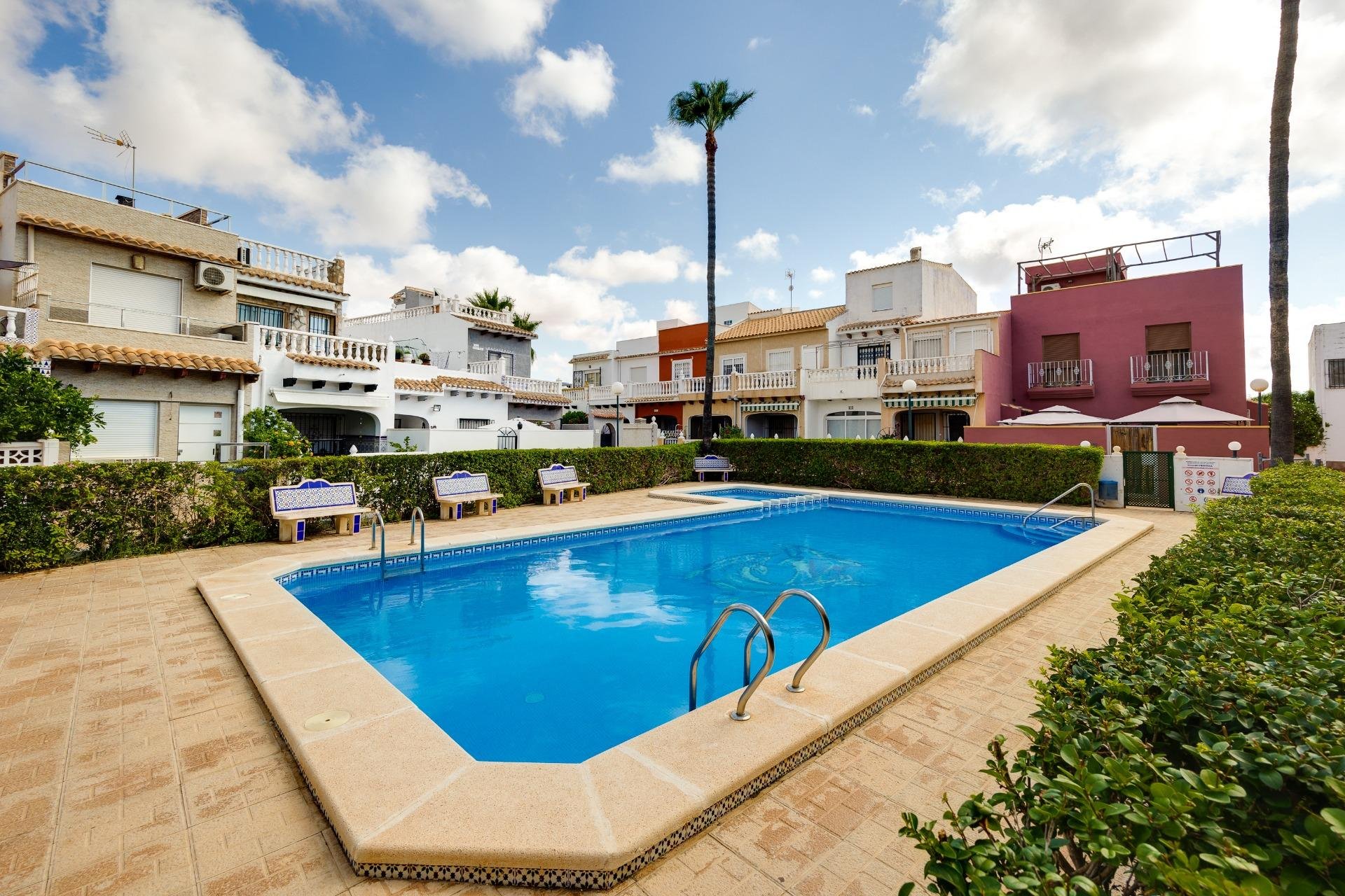 Revente - Bungalow -
Orihuela Costa - Los Almendros-La Florida