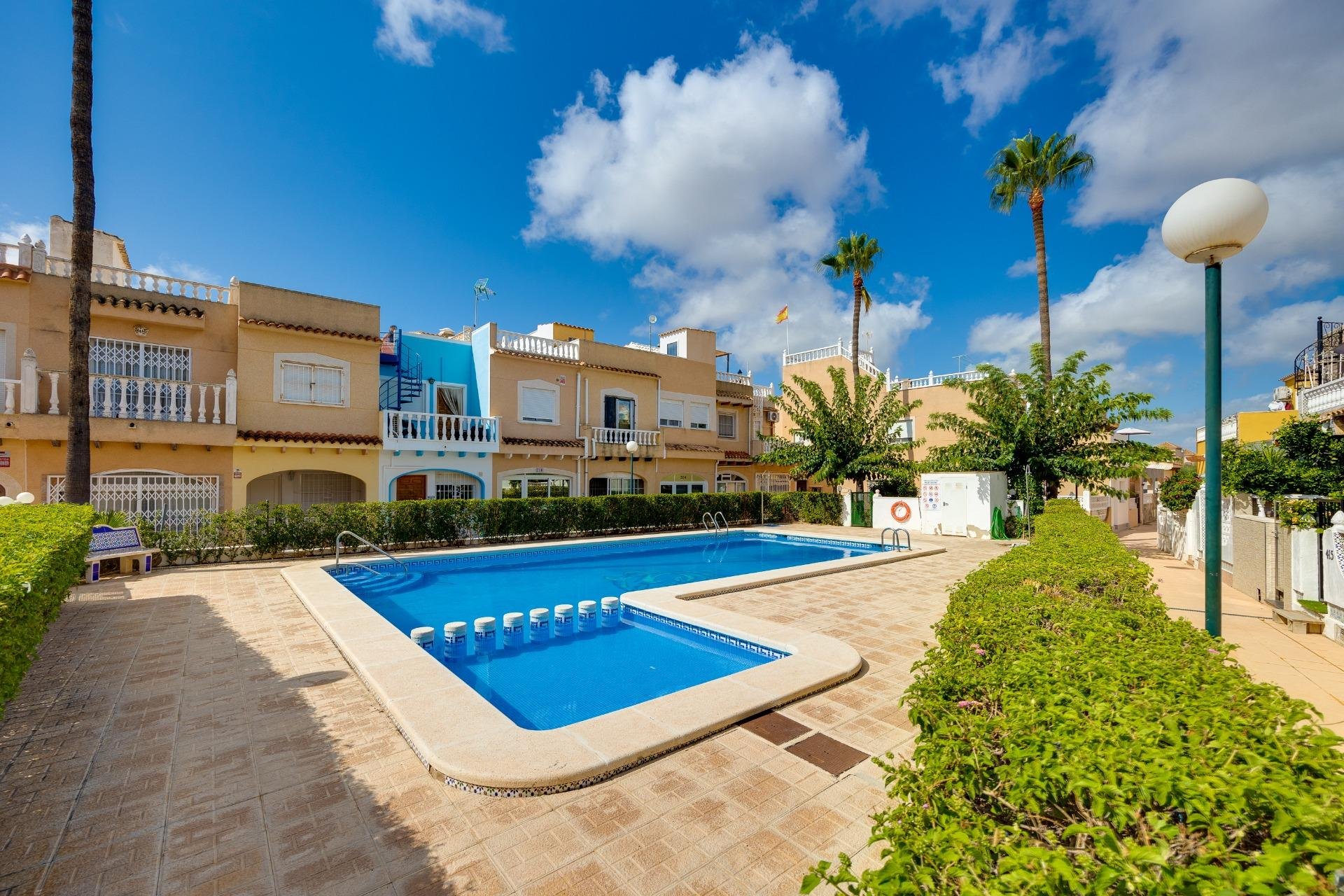 Revente - Bungalow -
Orihuela Costa - Los Almendros-La Florida