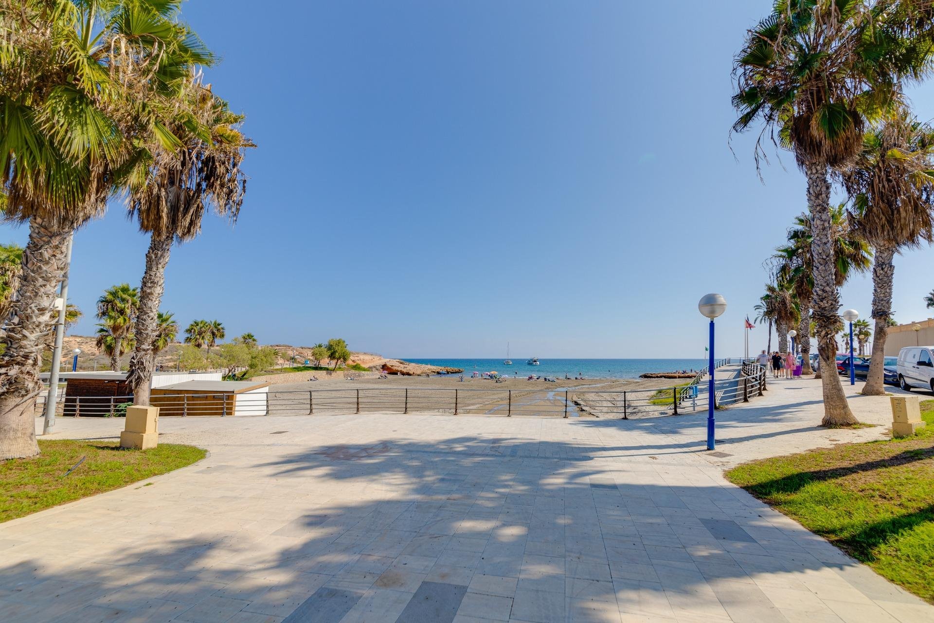 Revente - Bungalow -
Orihuela Costa - Los Almendros-La Florida