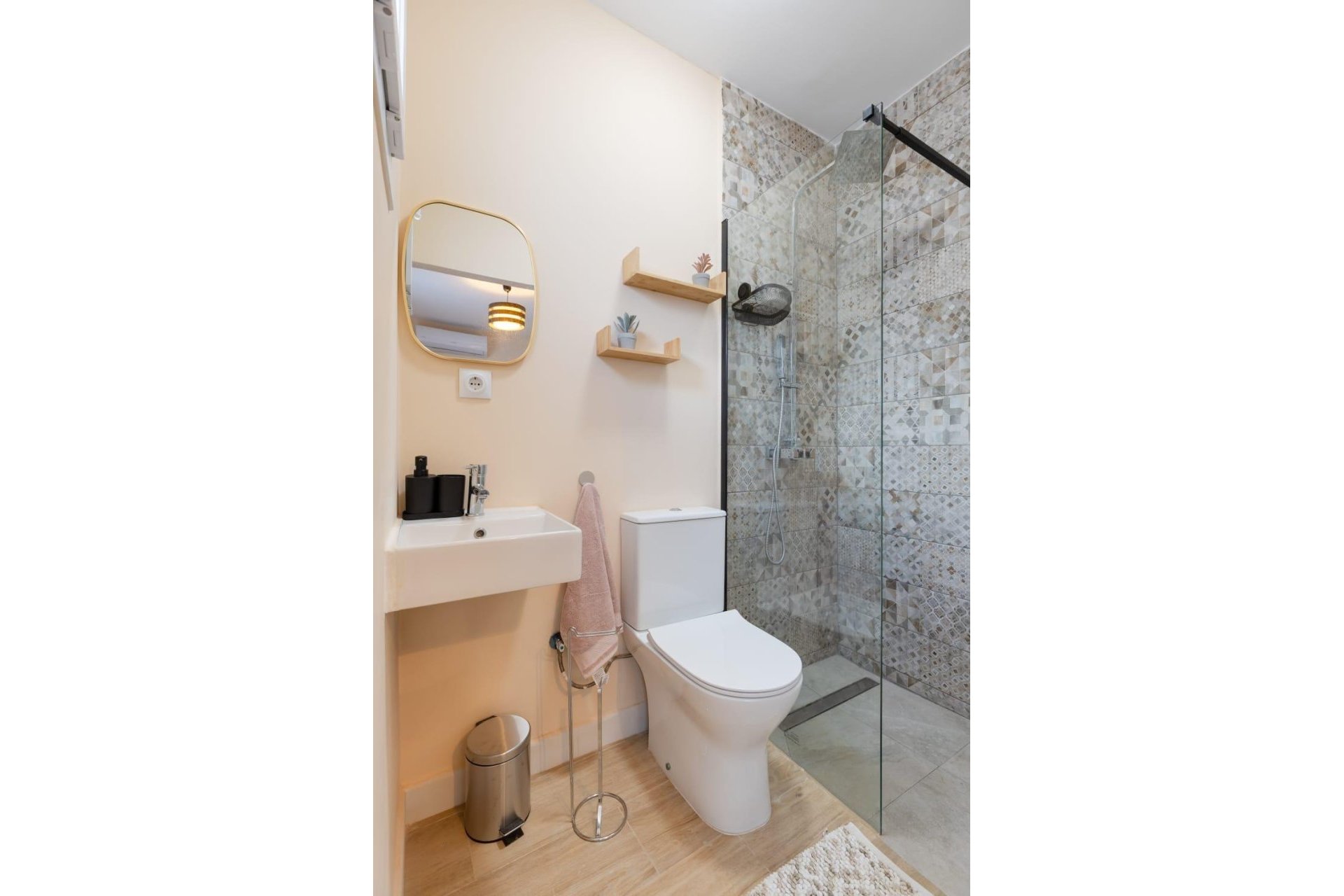 Revente - Bungalow -
Torrevieja - Centro - Muelle Pesquero