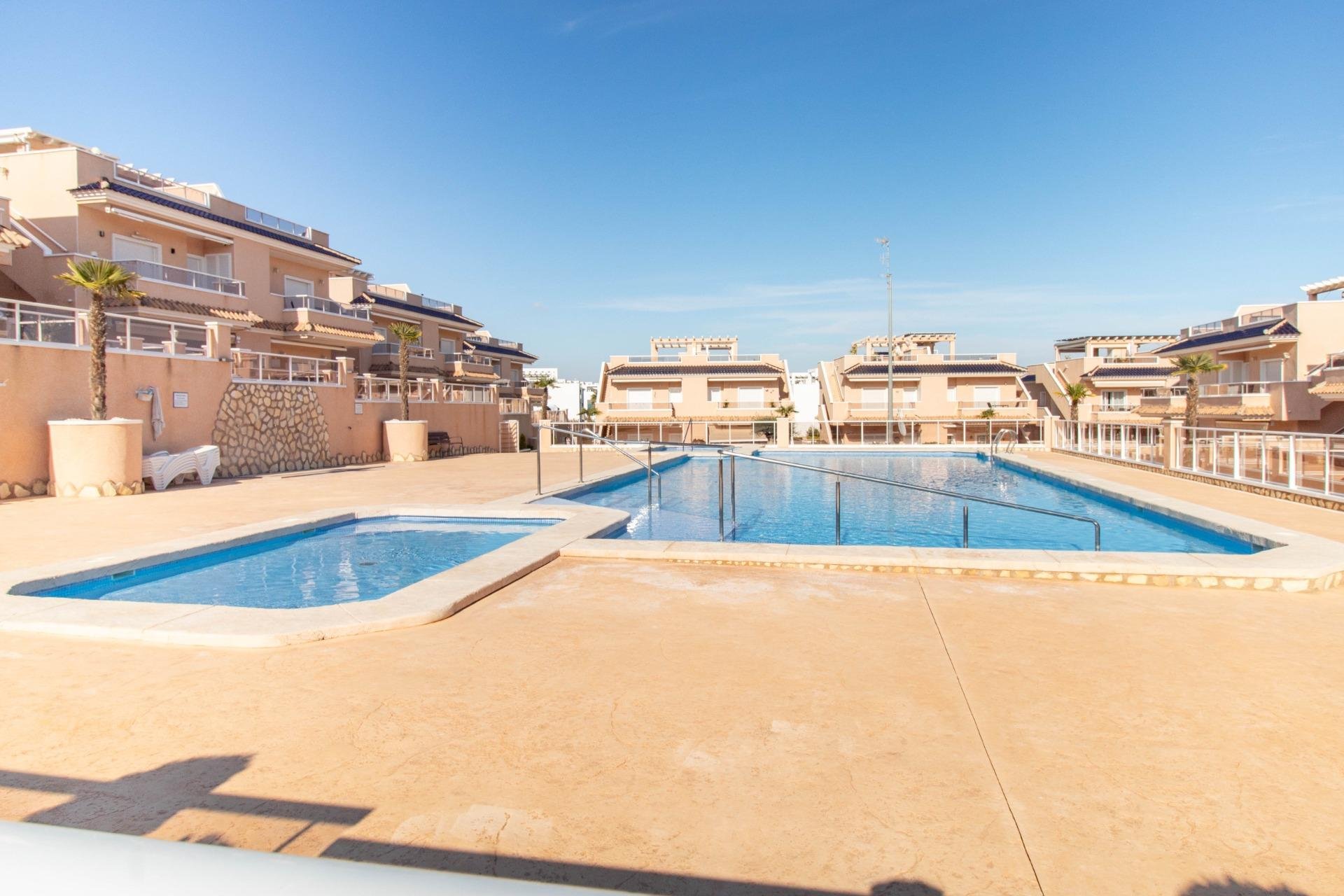 Revente - Bungalow -
Torrevieja - Punta Prima
