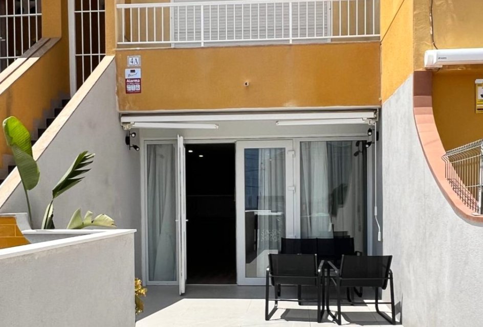Revente - - BUNGALOW -
Torrevieja