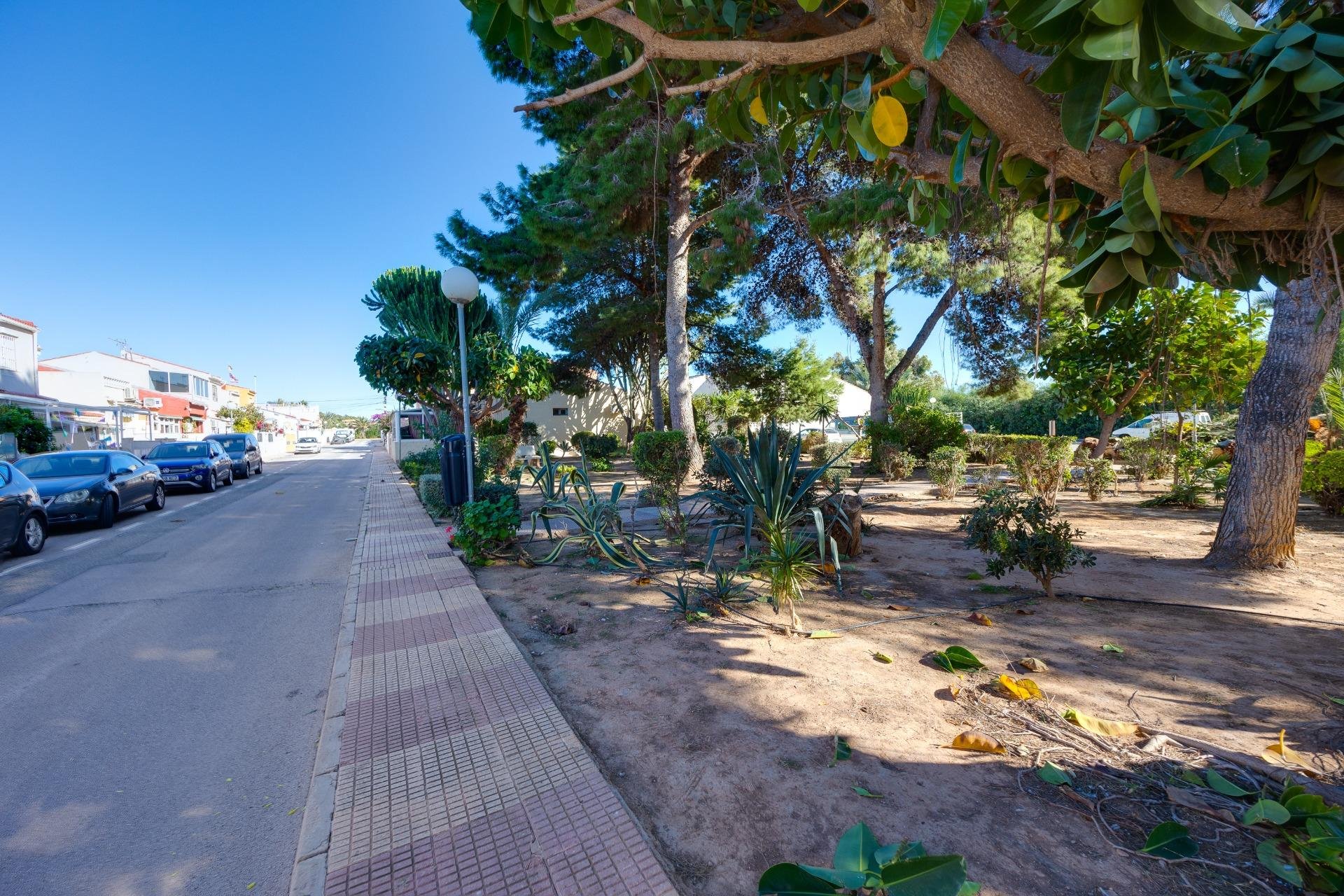 Revente - Duplex -
Torrevieja - Paraje natural
