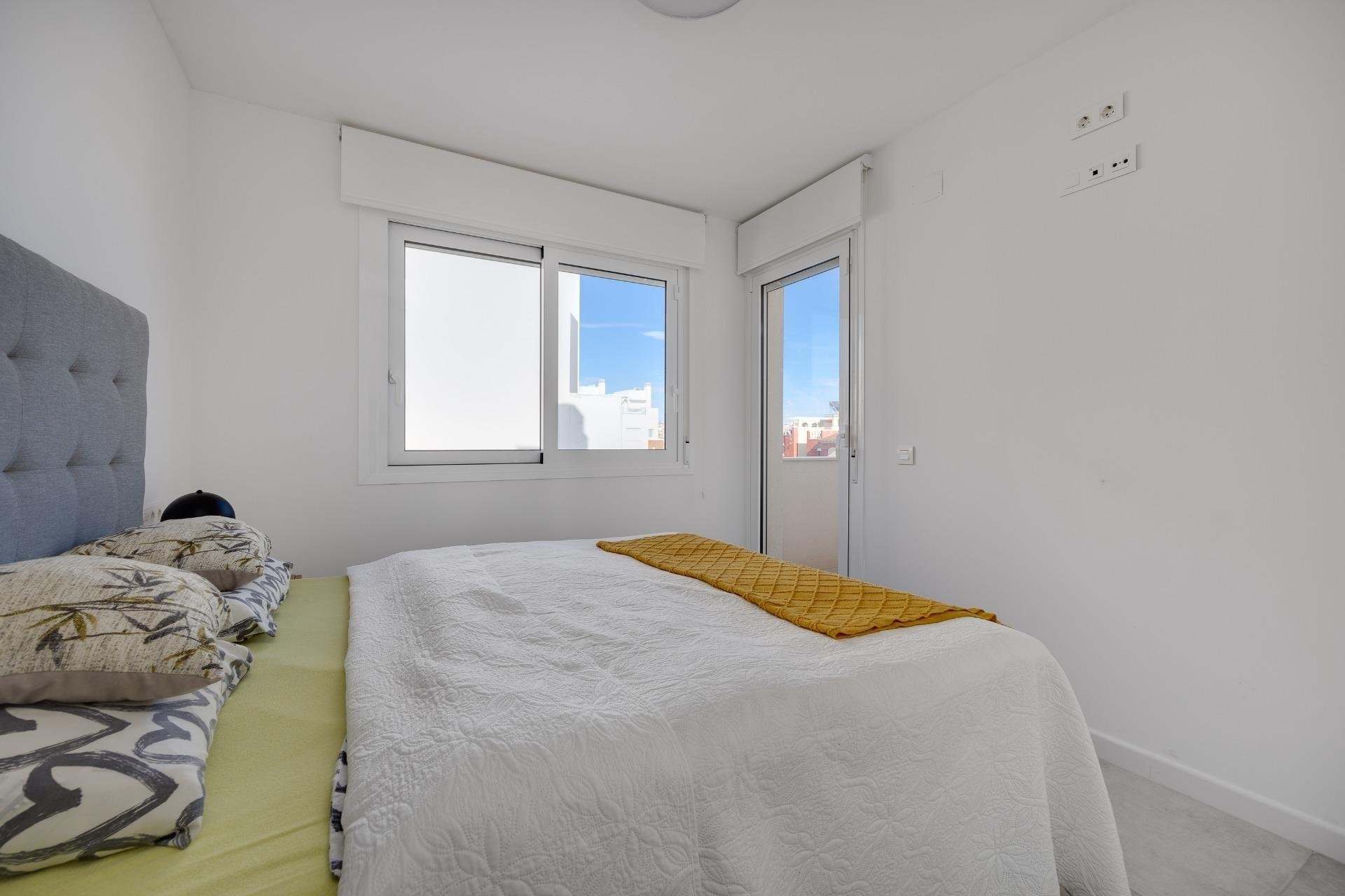 Revente - Duplex -
Torrevieja - Torreblanca