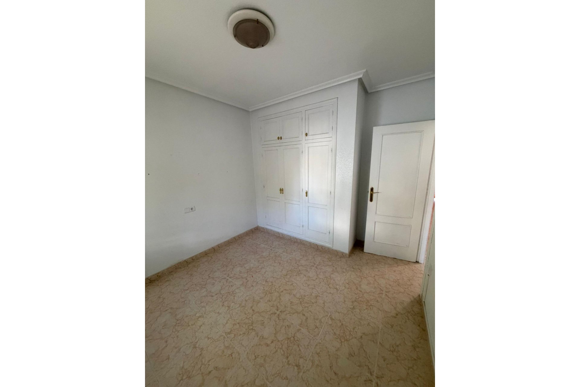 Revente - Inmueble singular -
Orihuela Costa - Playa Flamenca