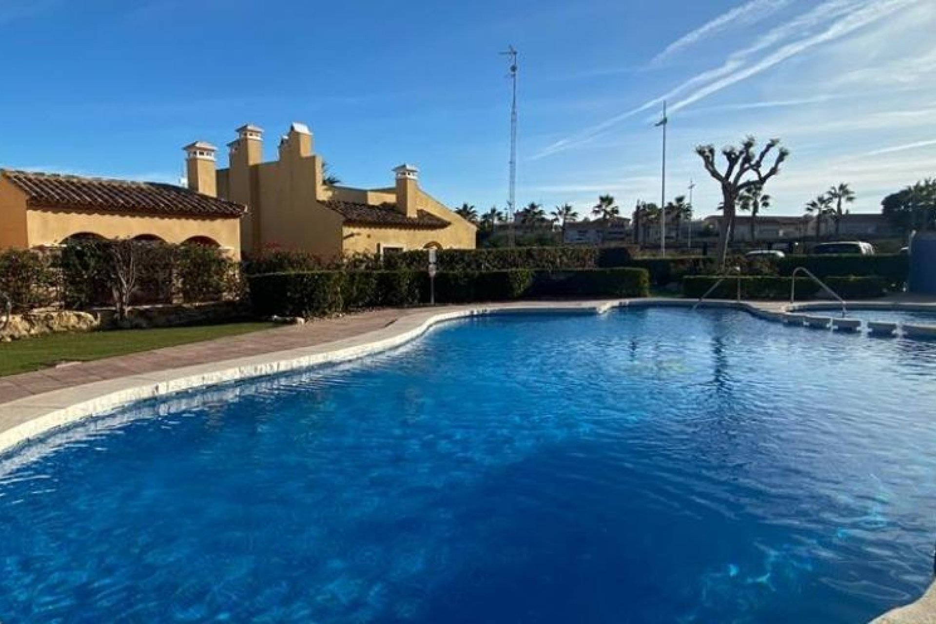 Revente - Maison de ville -
Algorfa - La finca