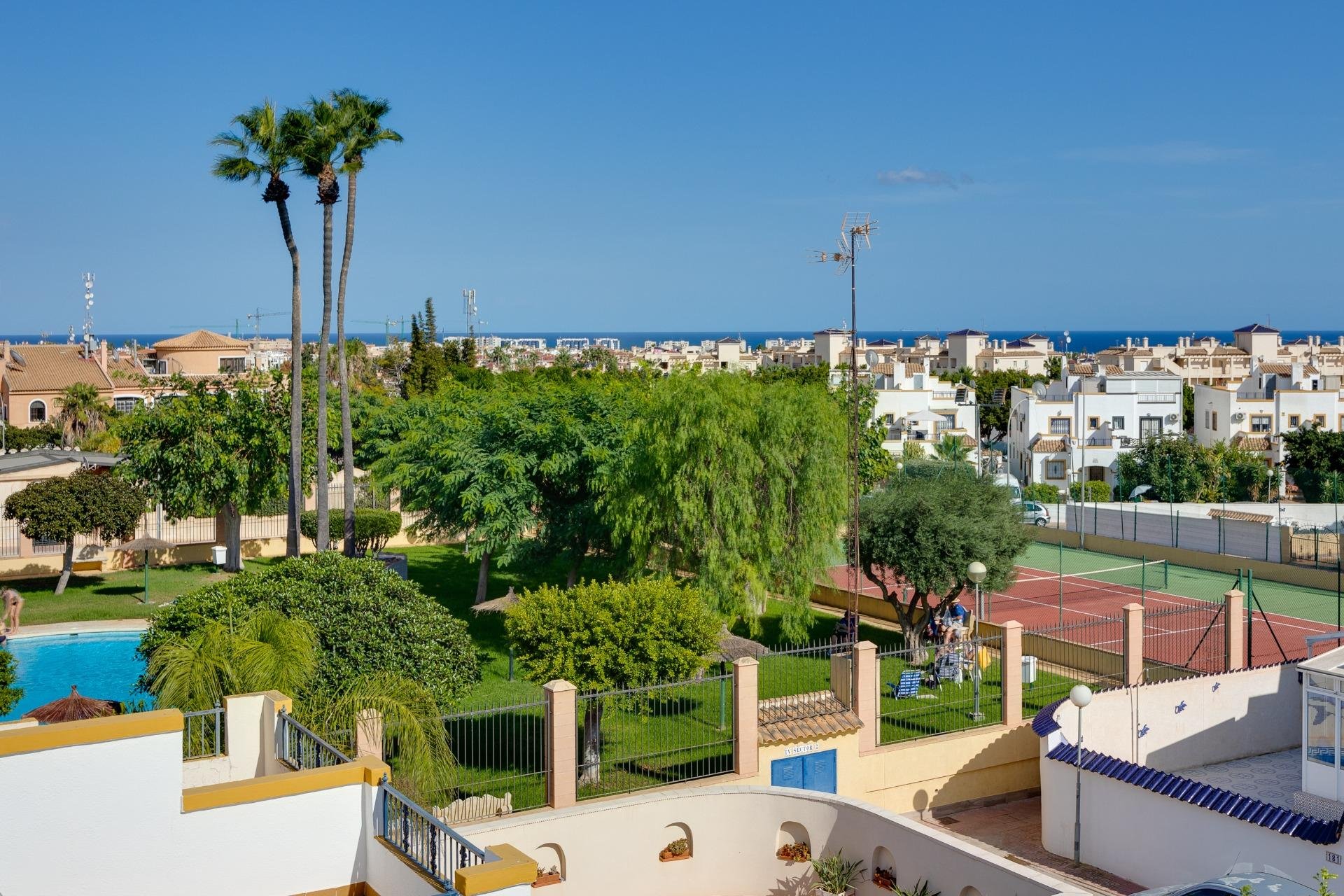 Revente - Maison de ville -
Orihuela Costa - La Florida