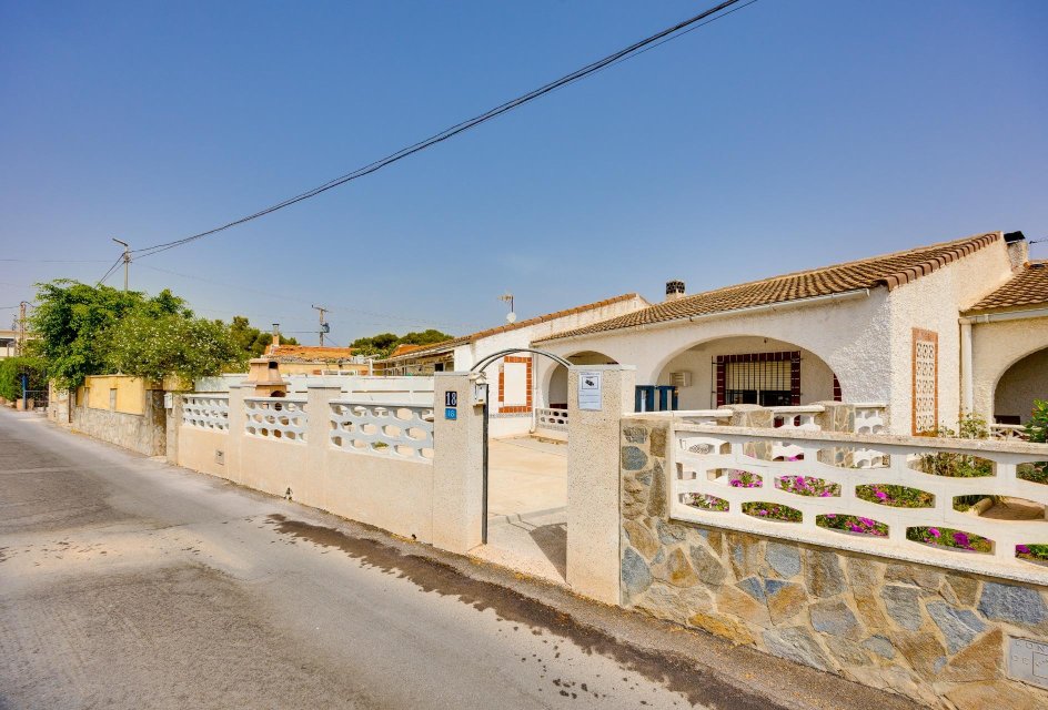 Revente - Maison de ville -
Orihuela Costa - Montezenia