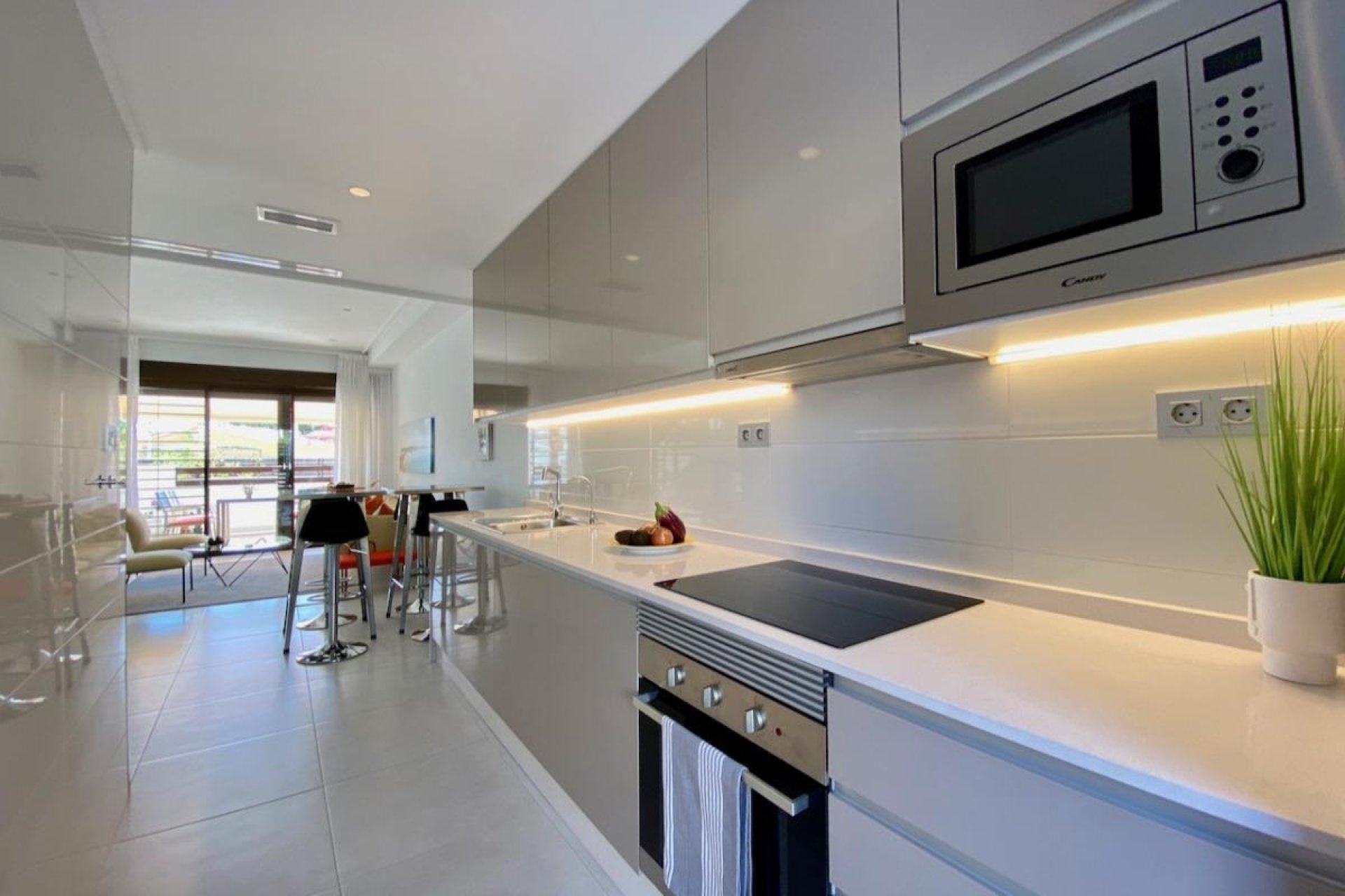 Revente - Maison de ville -
Torrevieja - Centro