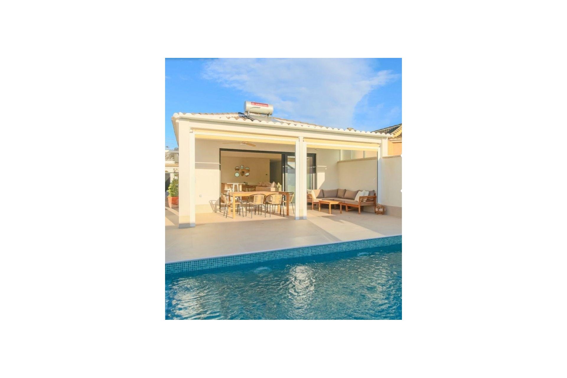 Revente - Maison de ville -
Torrevieja - El chaparral
