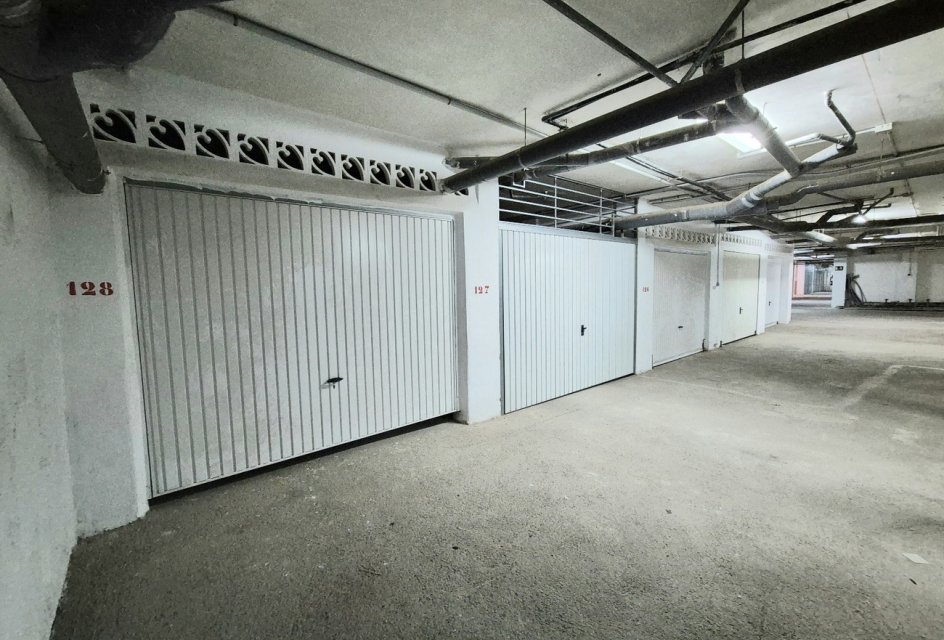 Revente - Parking -
Orihuela Costa - La Florida