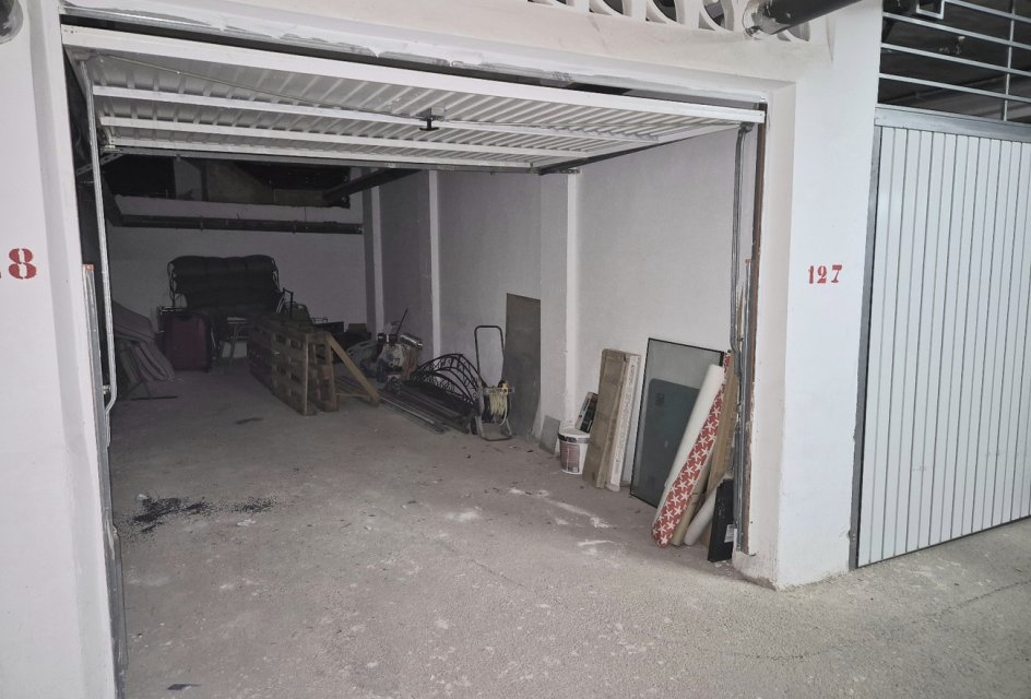 Revente - Parking -
Orihuela Costa - La Florida